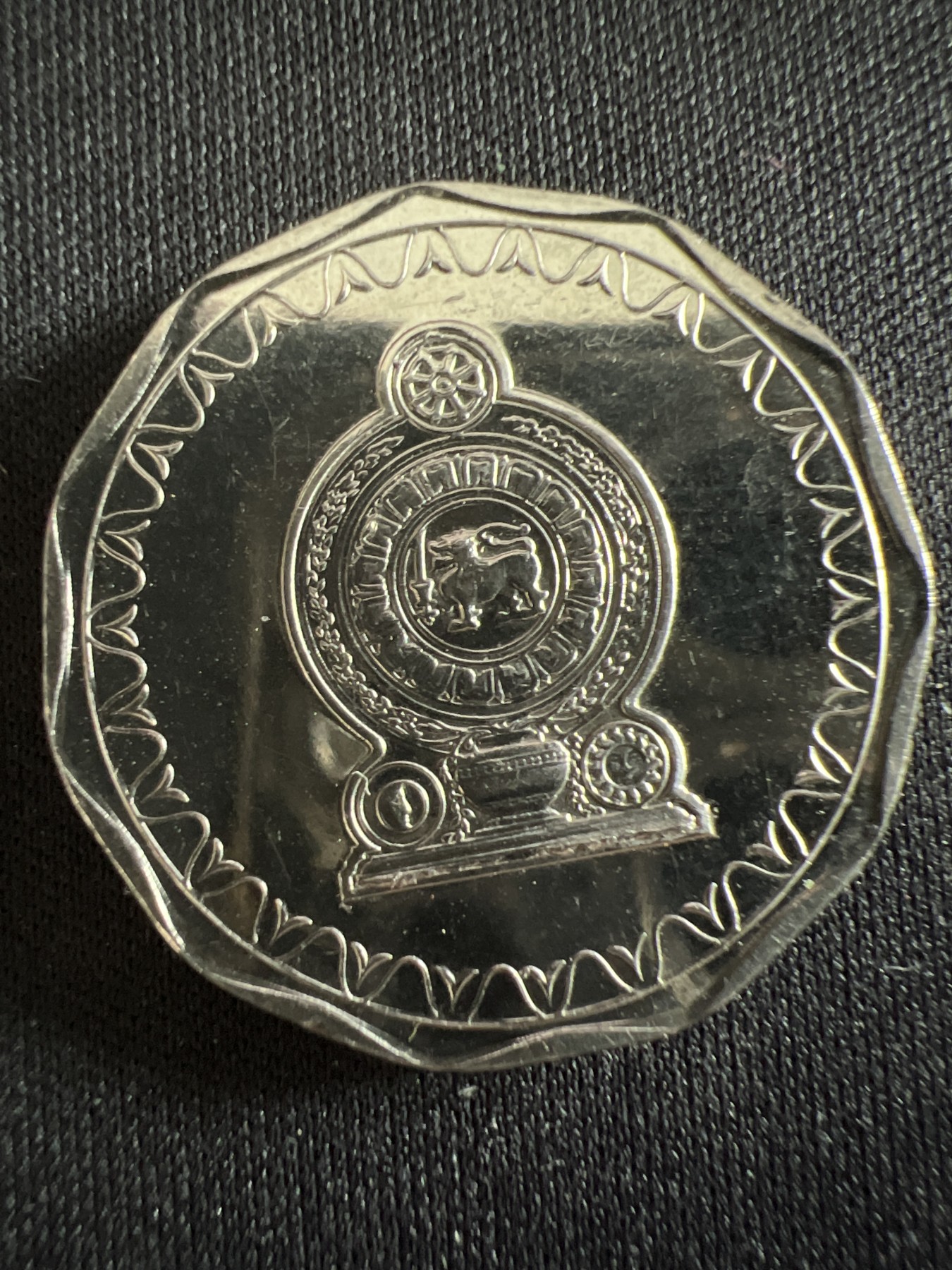 第407期 硬币专场 （无押金，捡漏，全场20包邮，偏远地区除外，接收代拍业务） 斯里兰卡10卢比纪念币