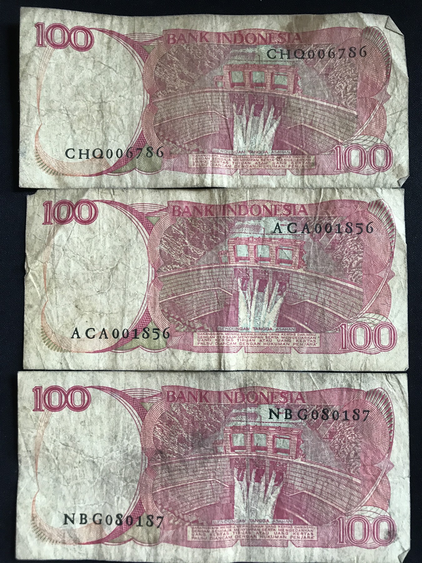 第409期 纸币专场 （无押金，捡漏，全场20包邮，偏远地区除外，接收代拍业务） 印度尼西亚100卢比三张