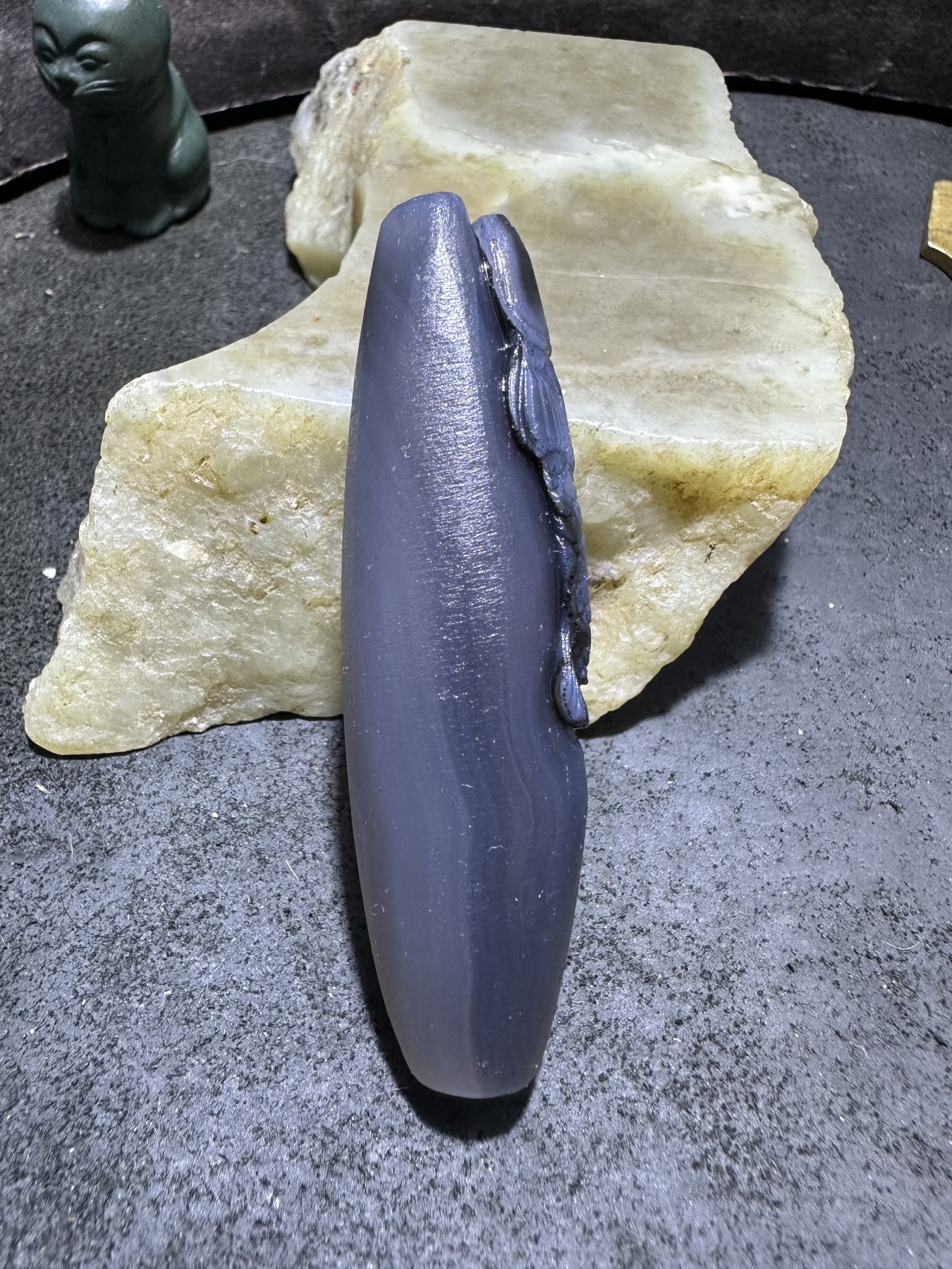 精美亚光高玉化巴西玛瑙手工俏色巧雕龙鱼吊坠（把件）一个！