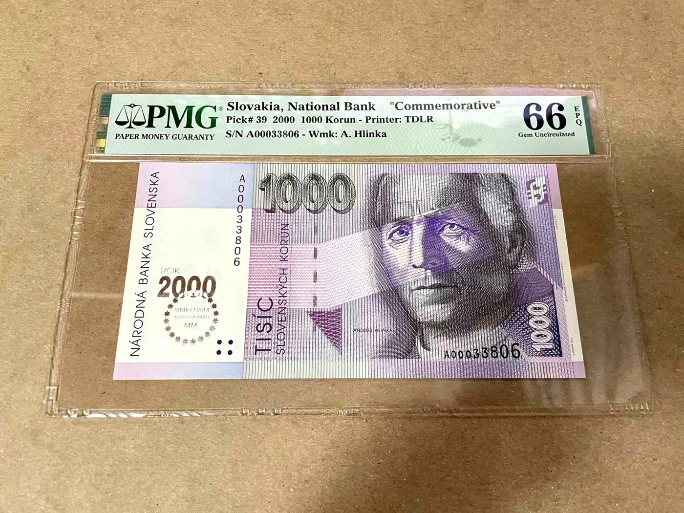 【Blue Auction】✨世界纸币精拍第371期【精】 【A冠无47 名家旧藏】斯洛伐克 2000年1000克朗 PMG66EPQ 纪念钞