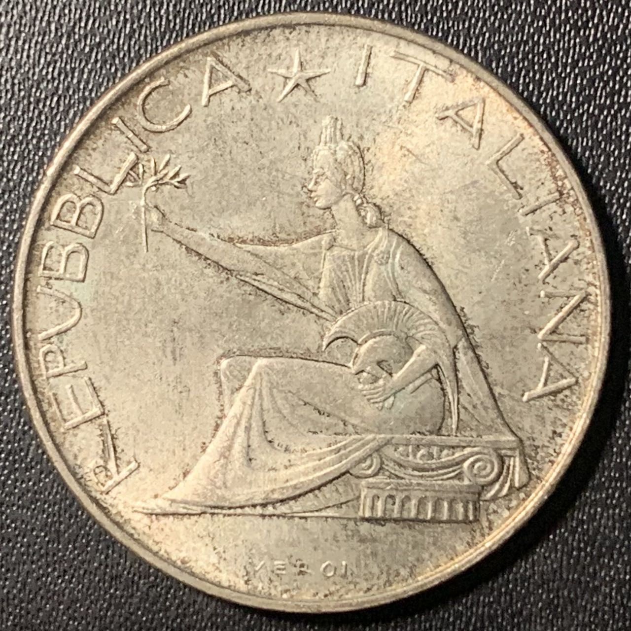 紫瑗钱币——第305期拍卖 意大利 1961年 马车 500里拉 11克 0.835银 UNC