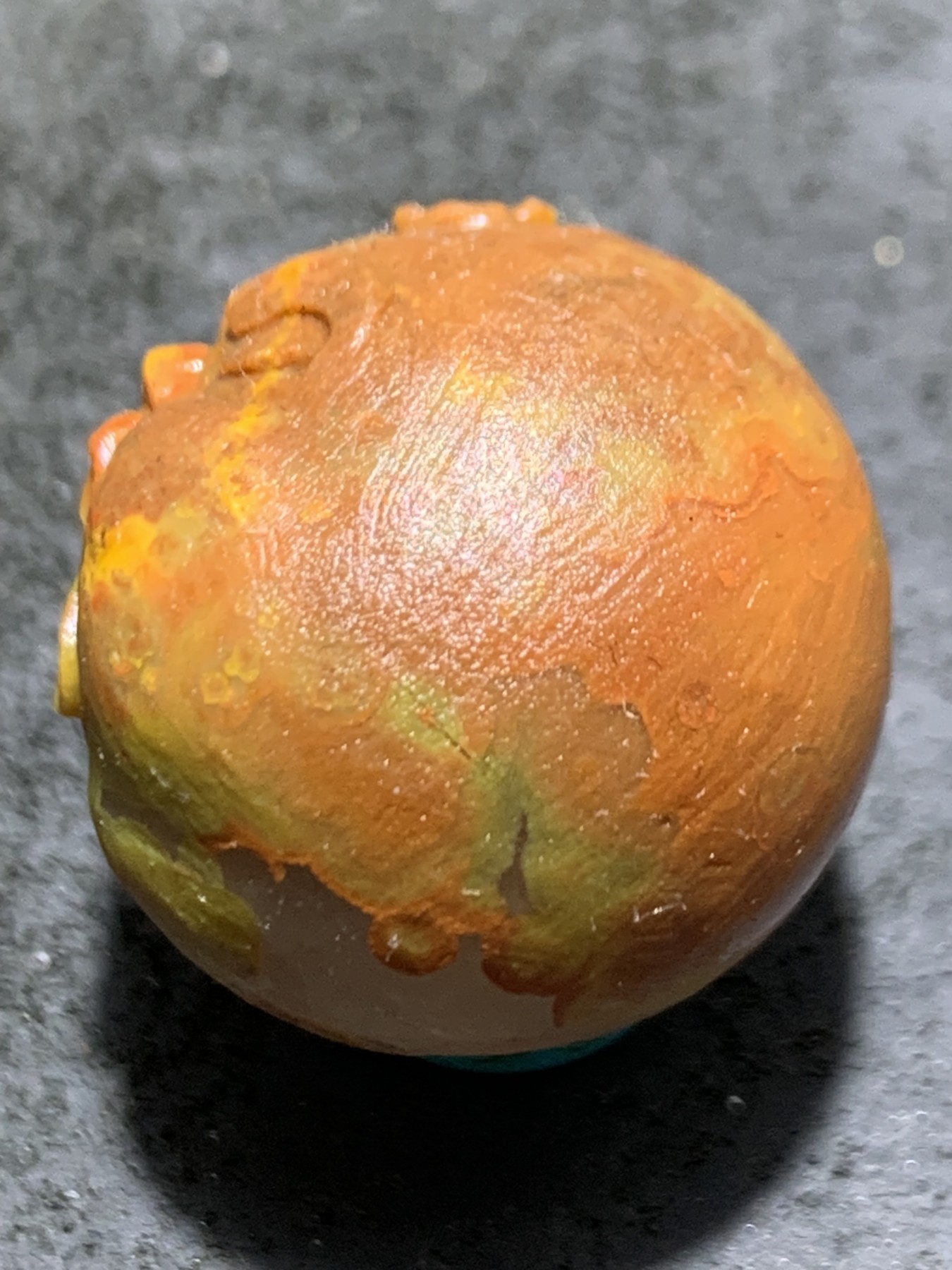 精美亚光高玉化战国红玛瑙手工雕刻怒目表情圆珠一个！