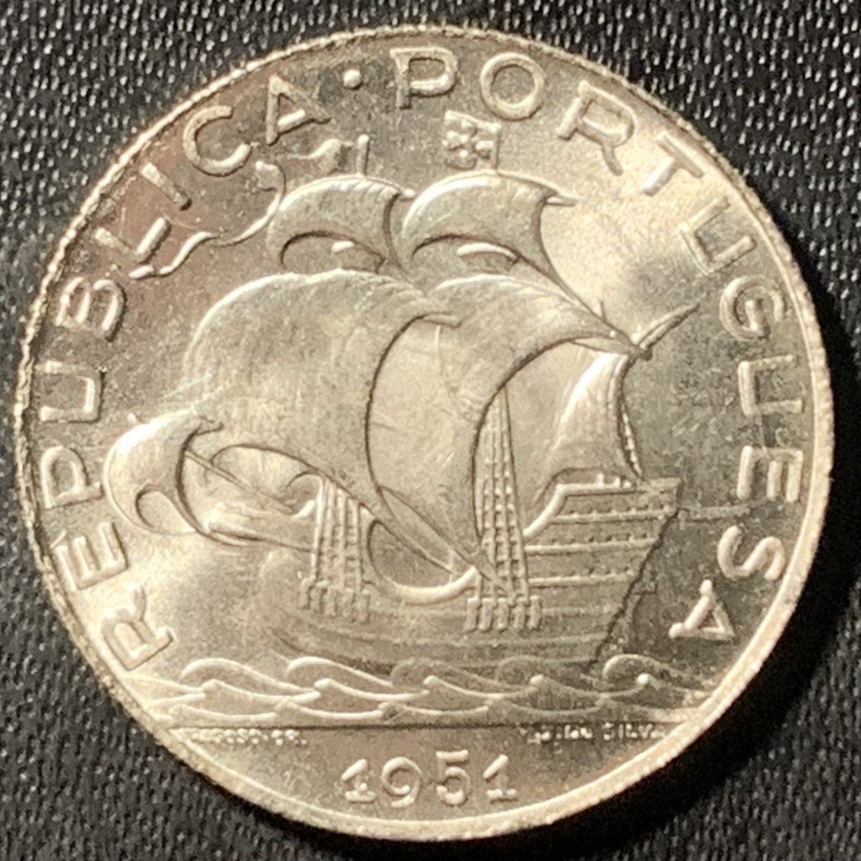 紫瑗钱币——第324期拍卖 葡萄牙 1951年 2.5埃斯库多 3.5克 0.65银 UNC