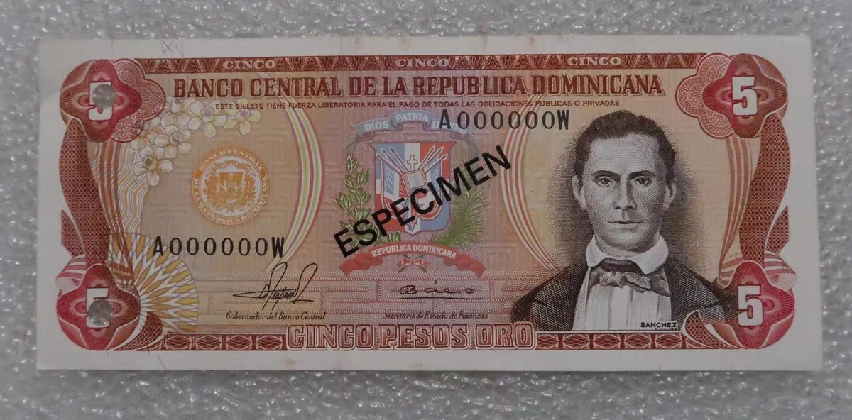 清高气爽 全新UNC 多米尼加5比索纸币样钞  外国钱币 轻微软折