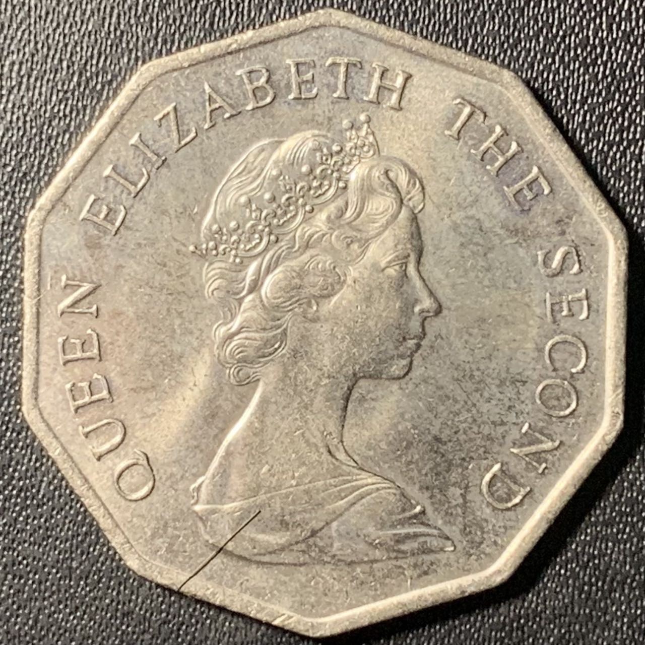 紫瑗钱币——第305期拍卖 香港 1976年 伊丽莎白二世 5元 十边形 单独年份 UNC