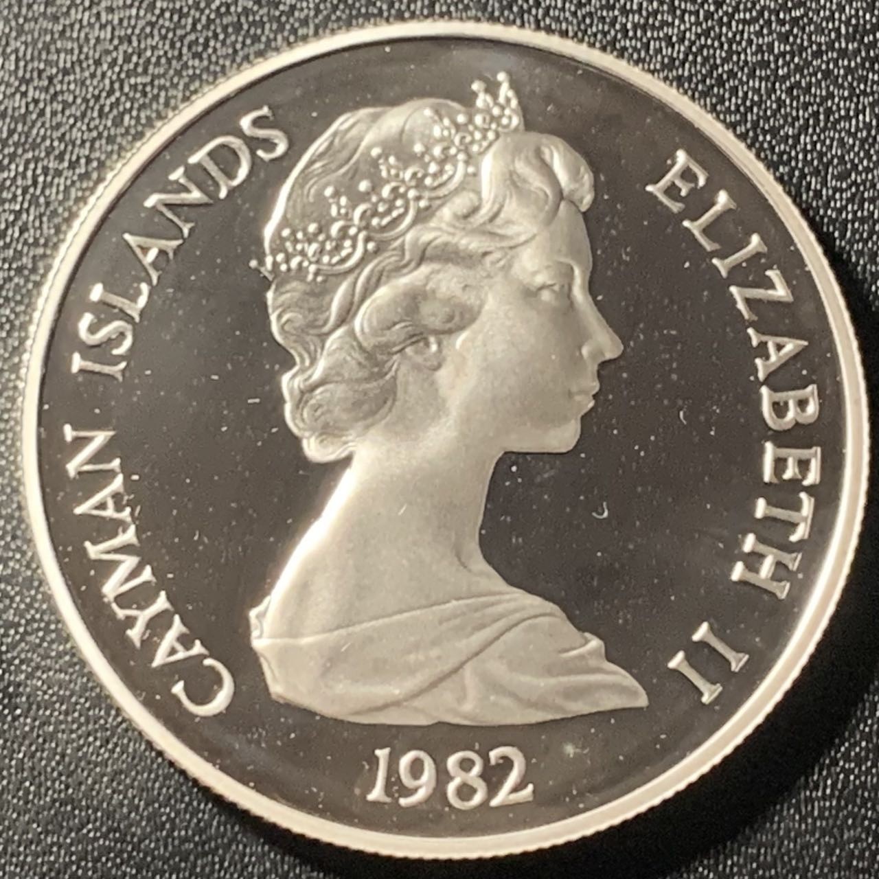 紫瑗钱币——第305期拍卖 开曼群岛 1982年 国际儿童年 10元 28.25克 0.925银 精制