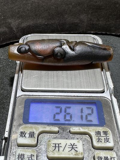 精美亚光高玉化巴西玛瑙手工俏色巧雕金鱼吊坠（把件）一个！ 精美亚光高玉化巴西玛瑙手工俏色巧雕金鱼吊坠（把件）一个！