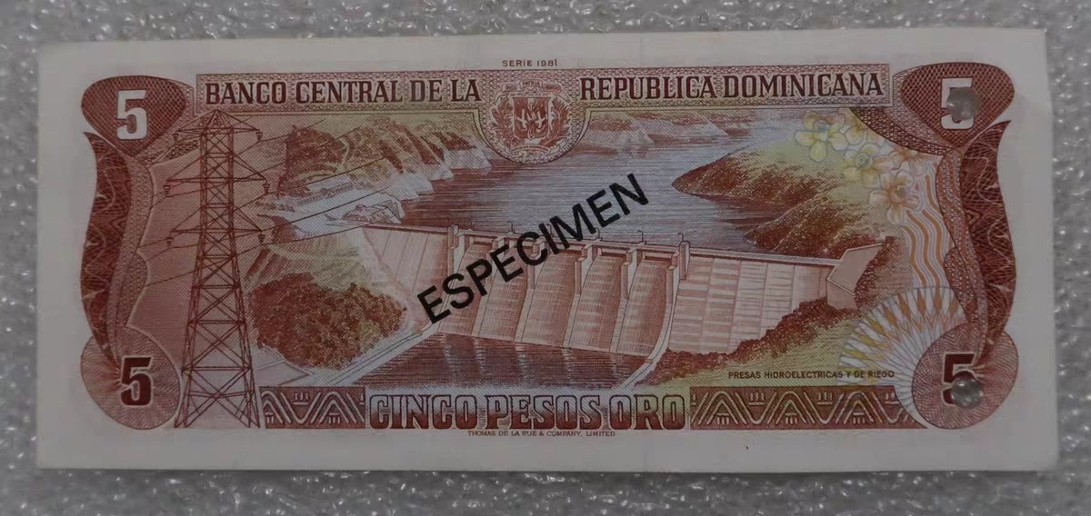 清高气爽 全新UNC 多米尼加5比索纸币样钞  外国钱币 轻微软折