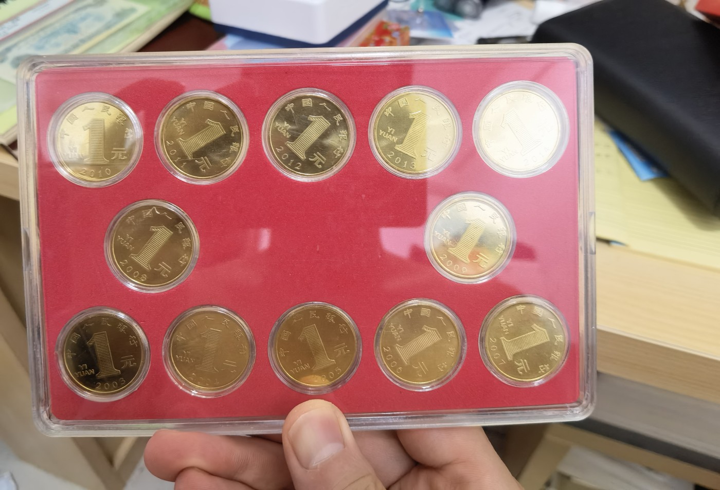 冬天里的玫瑰 首轮生肖纪念币12枚。