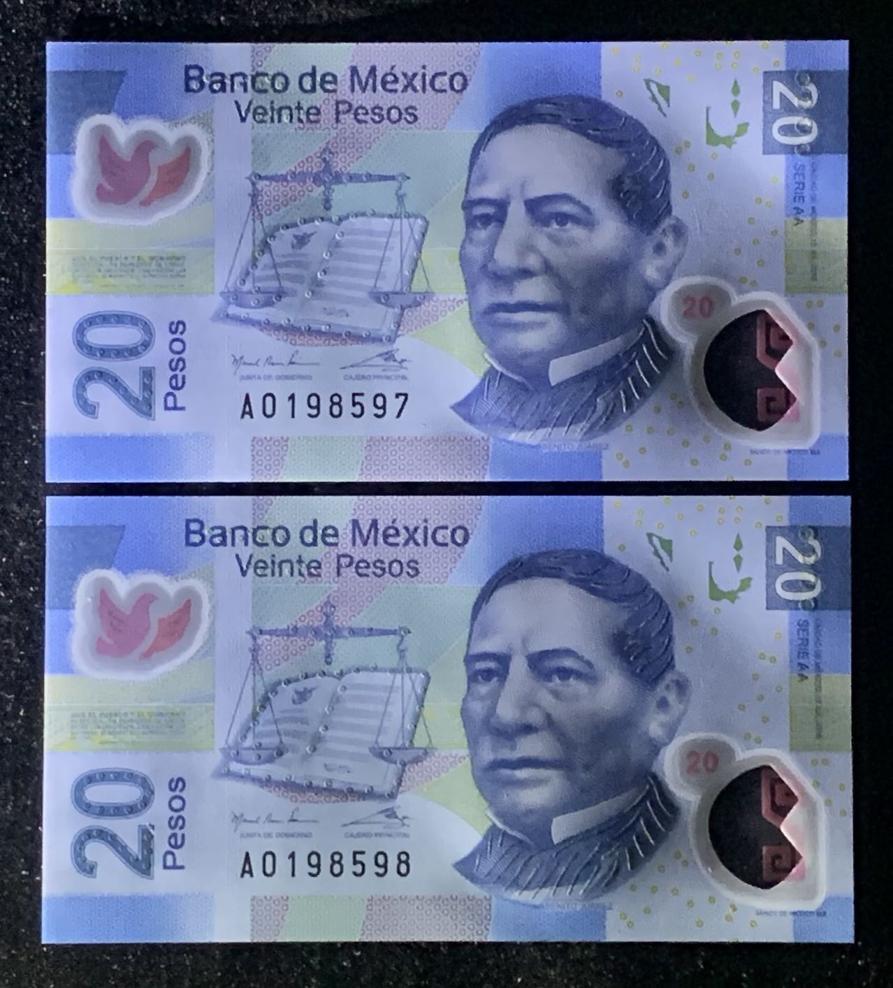 紫瑗钱币——第306期拍卖 【首发AA冠】墨西哥 2016年 20比索 塑料币 UNC 2枚一组