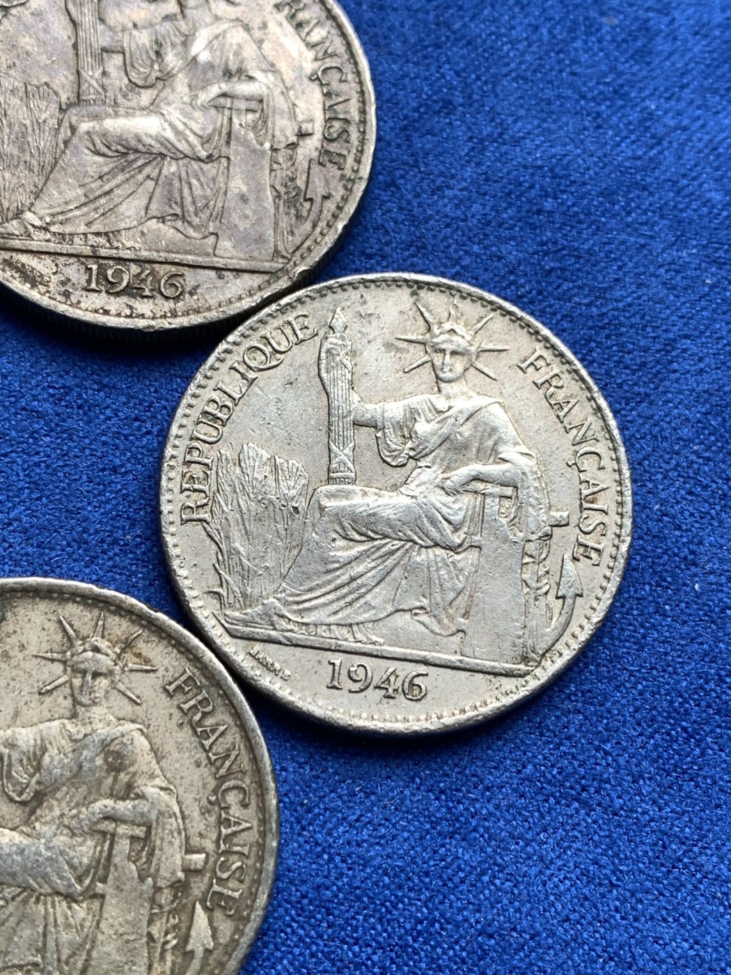 《竞宝斋》第198场-周日，周一 2场 (全场包邮) 3枚一组 法属印支1946年坐洋50分镍币