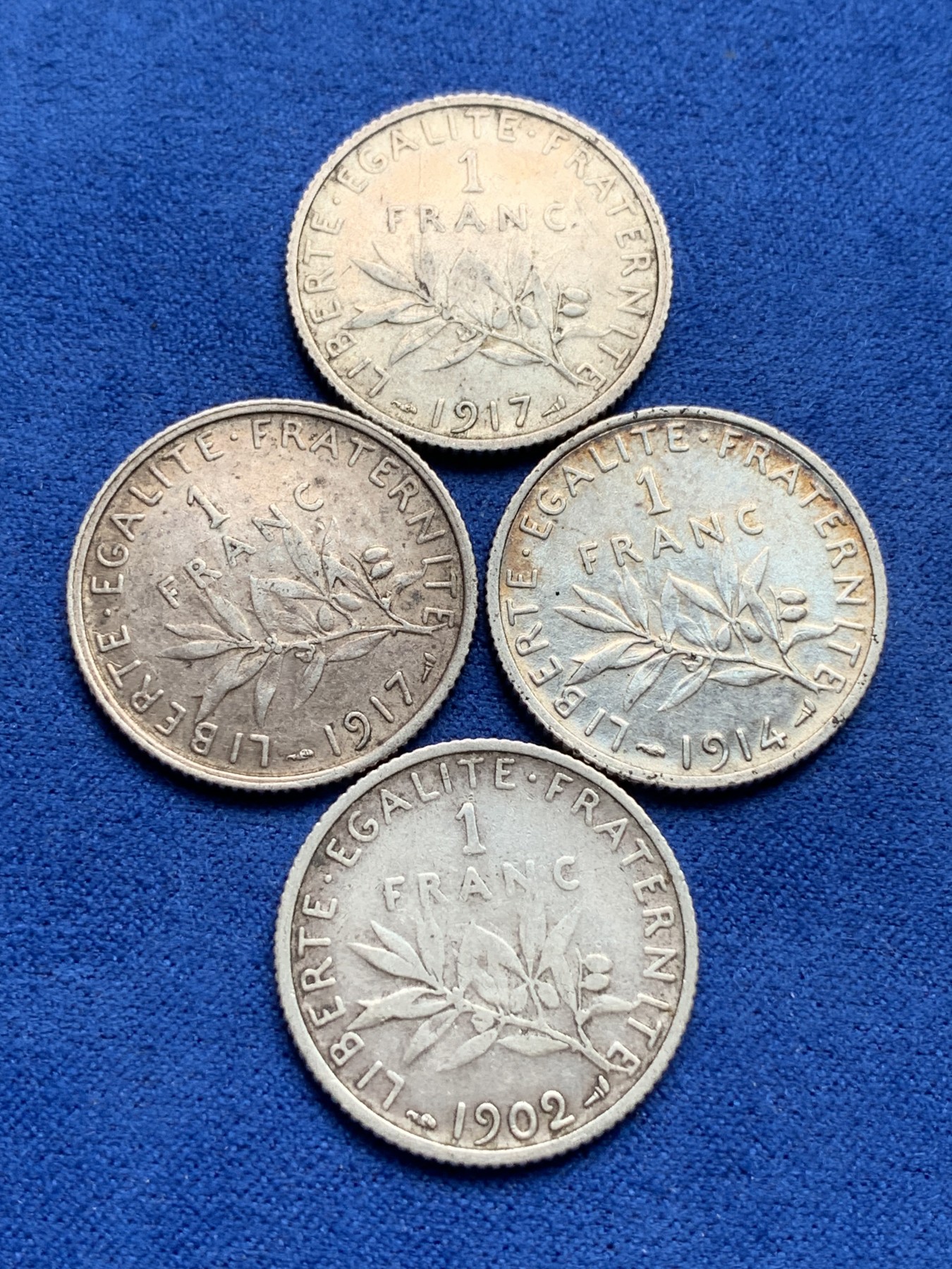 《竞宝斋》第198场-周日，周一 2场 (全场包邮) 4枚一组 法国播种女神一法郎银币   品相如图