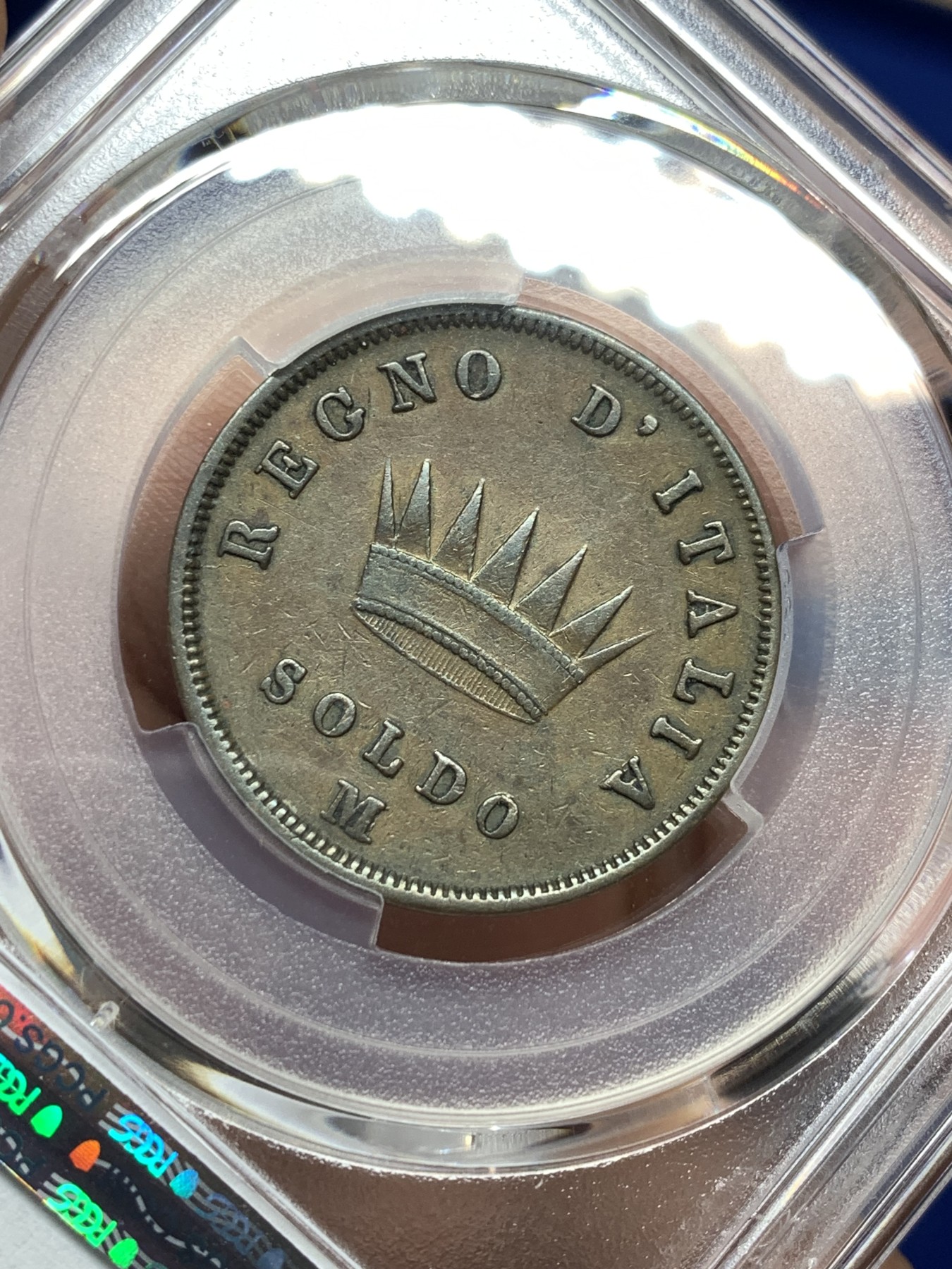 《竞宝斋》第198场-周日，周一 2场 (全场包邮) 亚军分 PCGS-XF40BN  1811M 拿破仑意大利1索尔迪大铜币，高分天价的品种，pc记录更高分仅1枚。拿皇+铁皇冠，眉眼清晰，给分保守。