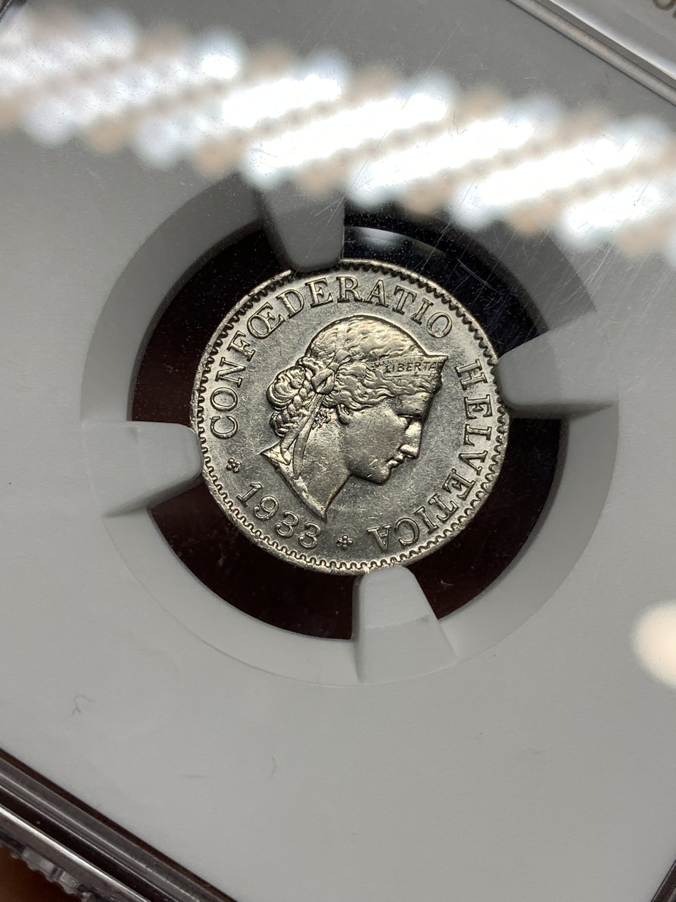 《竞宝斋》第198场-周日，周一 2场 (全场包邮) NGC-AU55 瑞士1933年早期5R纯镍币，非后期白铜合金币。