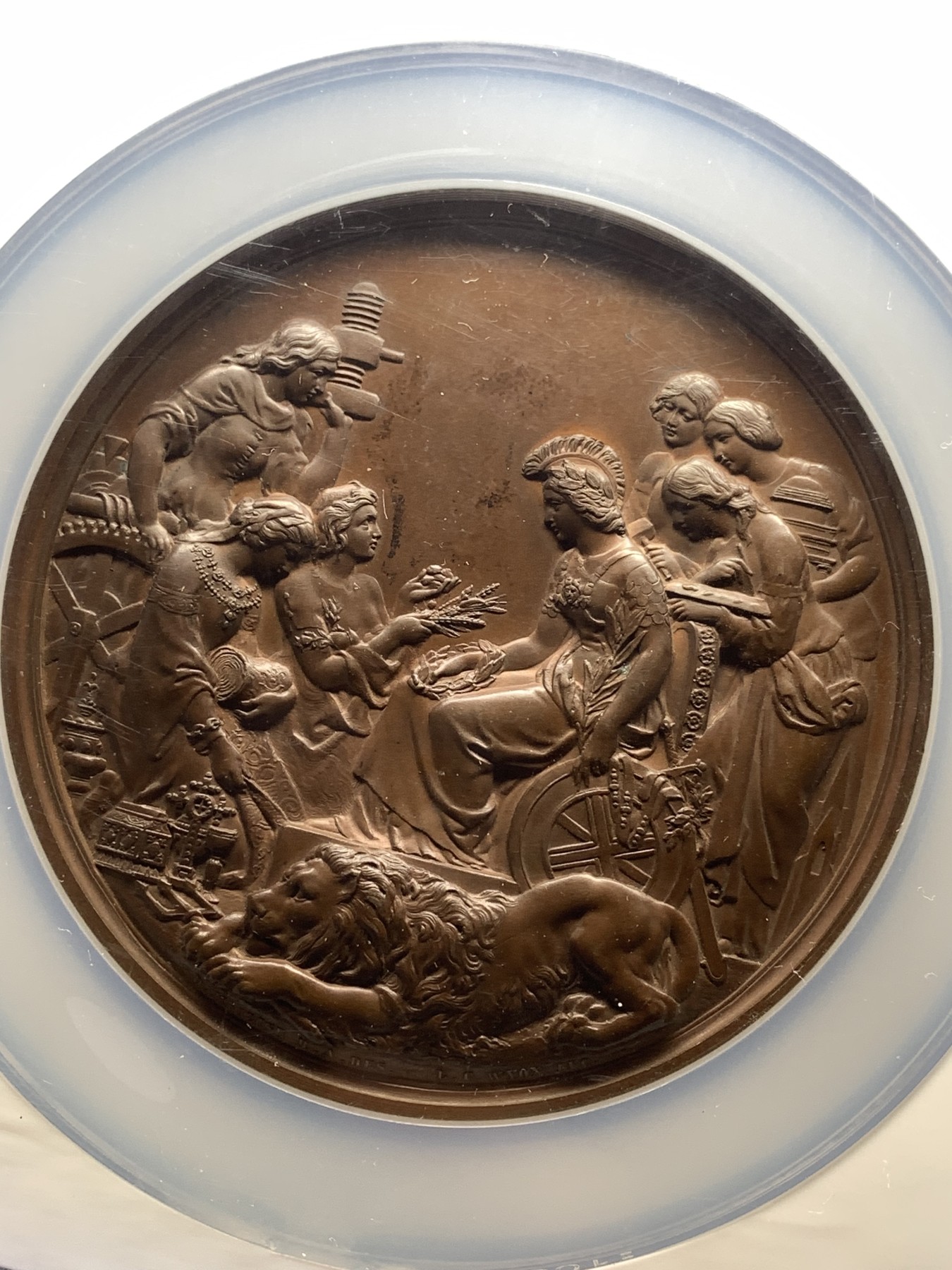 《竞宝斋》第198场-周日，周一 2场 (全场包邮) NGC MS63BN 英国 1862年 世界博览会纪念铜章 伦敦造币局制作 76mm大规格 加厚大盒封装 手感满满 早期英章必备