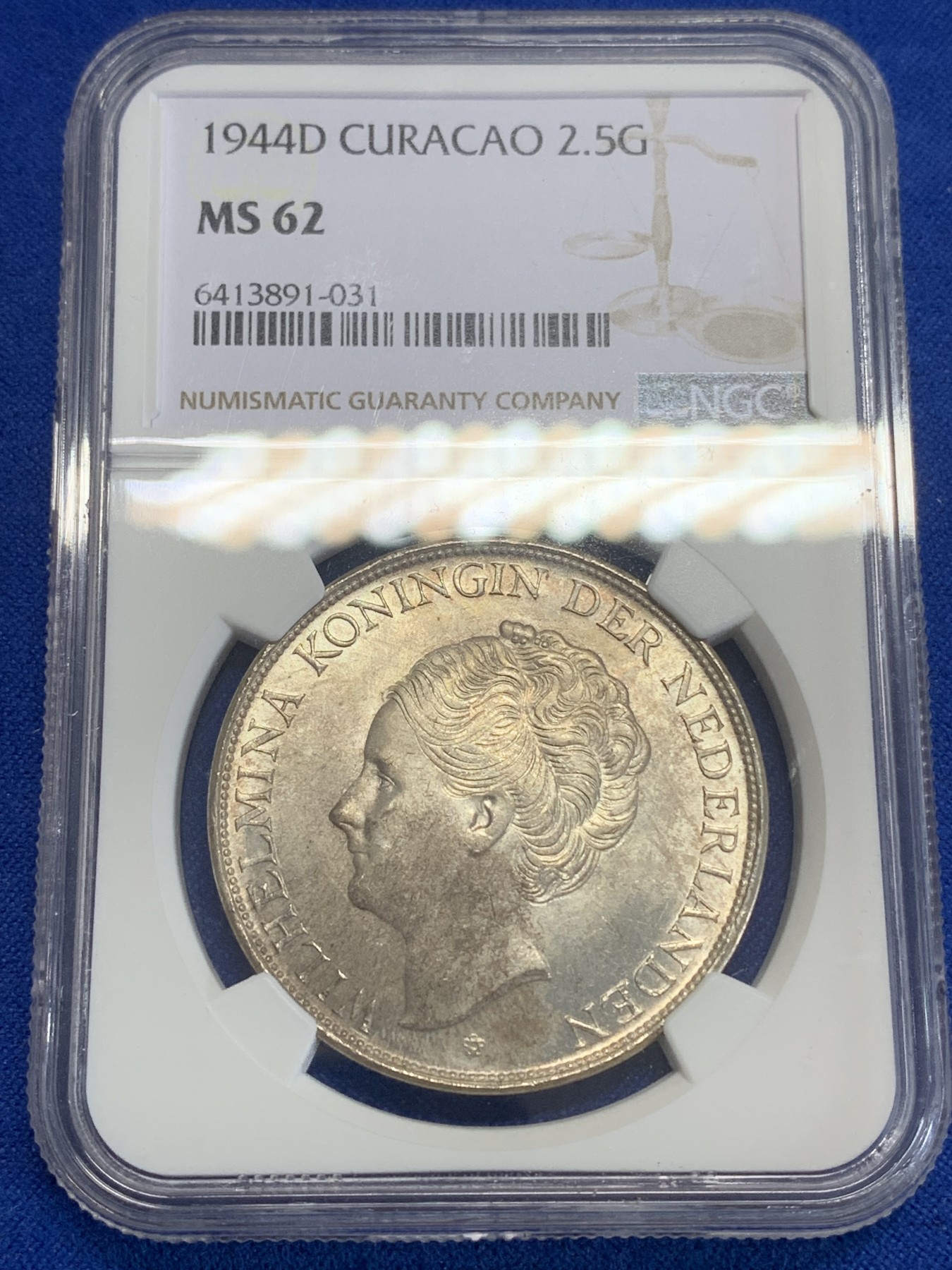 《竞宝斋》第198场-周日，周一 2场 (全场包邮) NGC MS62 荷属库拉索1944年威廉明娜2.5G大银币