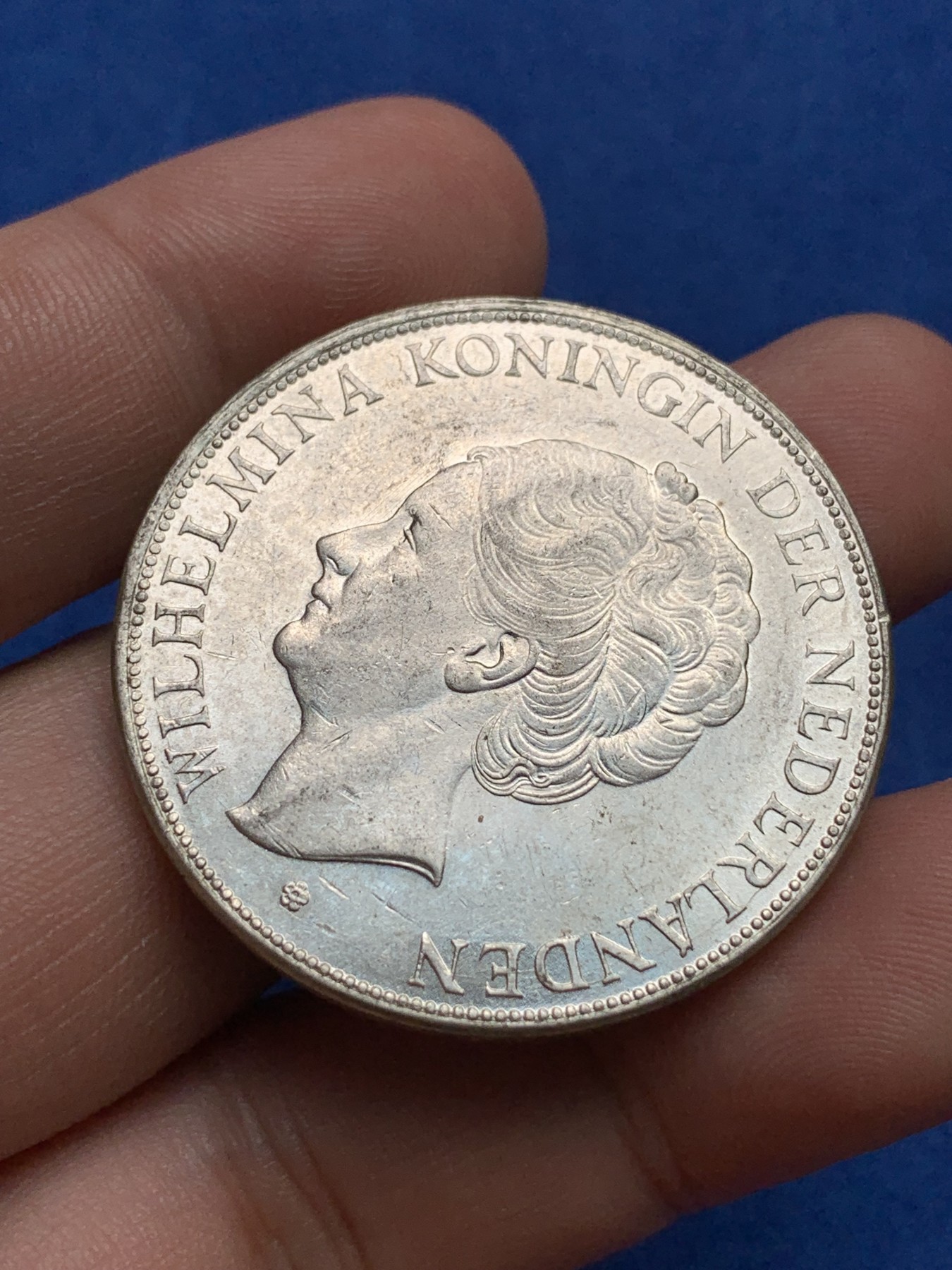 《竞宝斋》第198场-周日，周一 2场 (全场包邮) 荷兰1930年威廉明娜2.5盾大银币