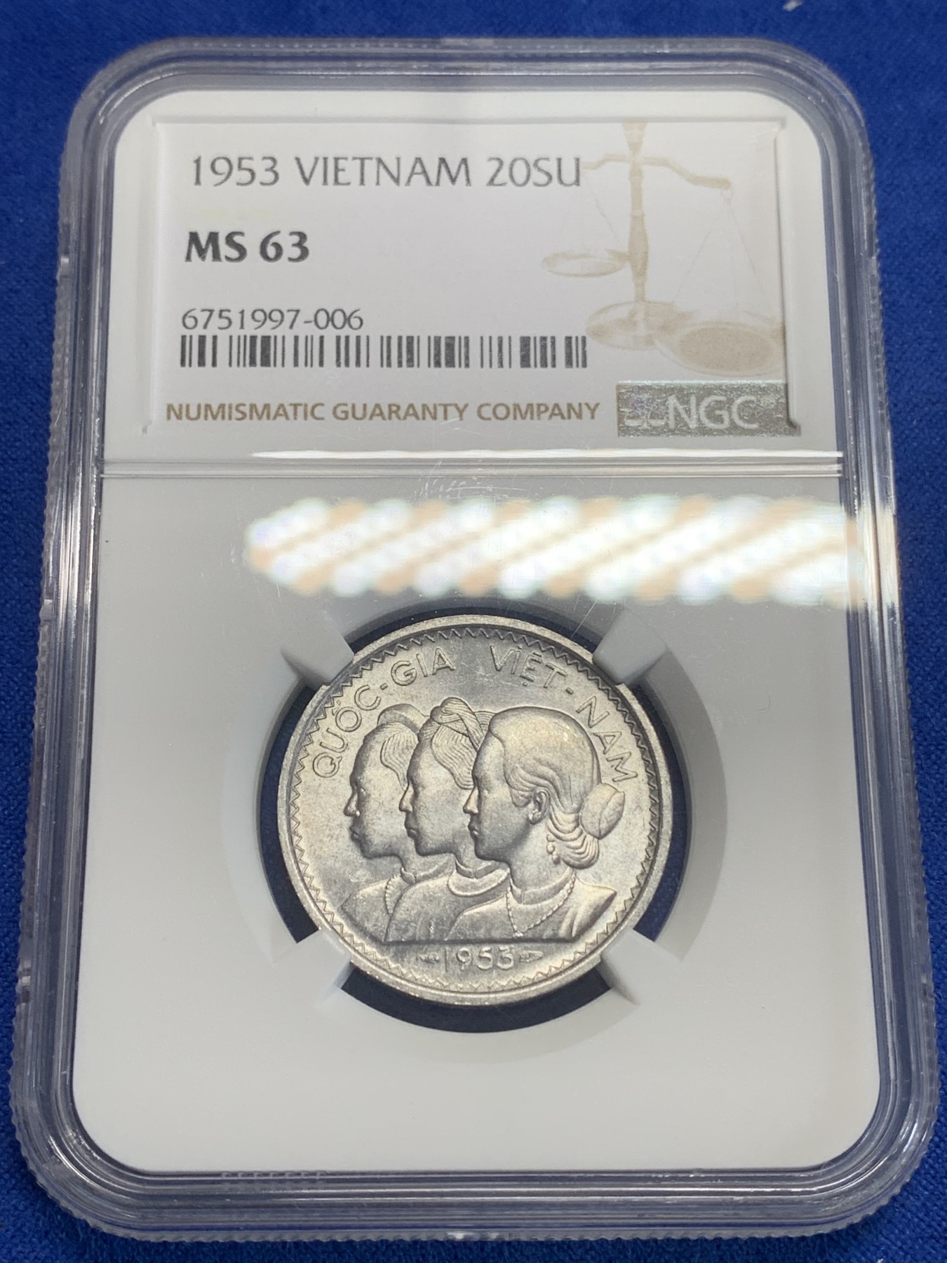 《竞宝斋》第198场-周日，周一 2场 (全场包邮) NGC MS63 越南1953三美女20苏铝币