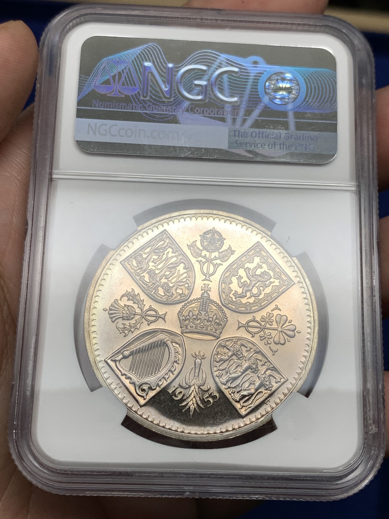 《竞宝斋》第198场-周日，周一 2场 (全场包邮) NGC-PF64 英国1953年伊丽莎白二世加冕首年精制克朗，热门品种