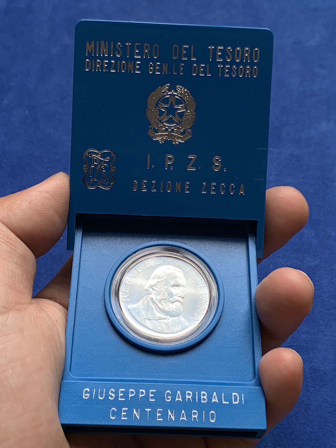 《竞宝斋》第198场-周日，周一 2场 (全场包邮) 盒装 1982年意大利朱塞佩•加里波第逝世100周年纪念 全新500里拉银币