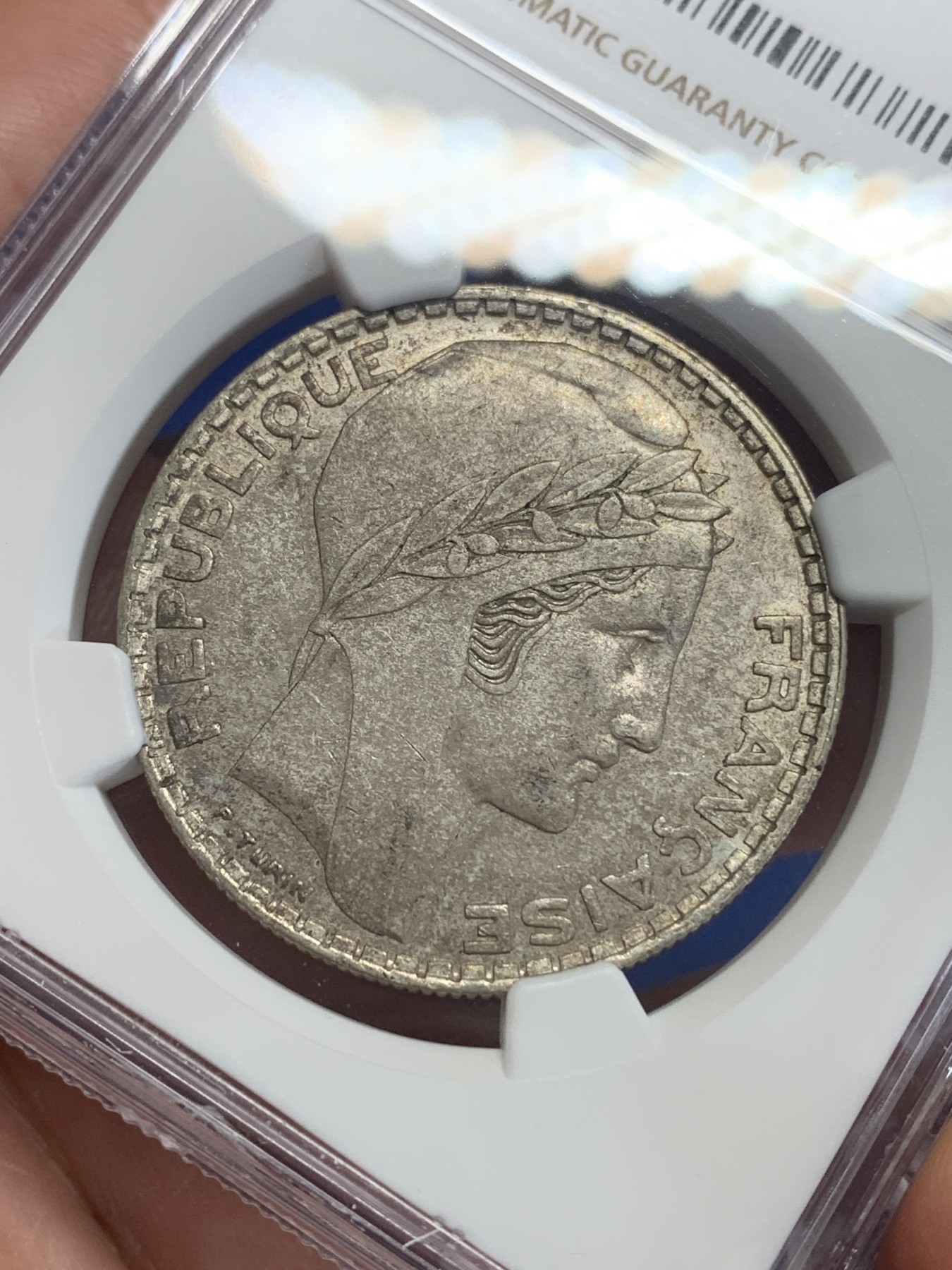 《竞宝斋》第198场-周日，周一 2场 (全场包邮) NGC-AU58 法国1937年女神20法郎大银币