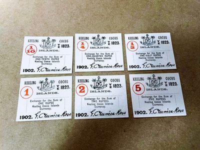【Blue Auction】✨世界纸币精拍第372期【精】 - 【一组6张全套带签名实钞好品少见 百年风云】科科斯（基林）群岛 1902年1/10-5卢比  UNC品相（当时工艺就是这样 原汁原味 保存了120多年个别轻微瑕疵）全套目录价为1300美金 1609年英国东印度公司海员威廉基林发现该岛因此得名 该群岛1955年前属新加坡领土 目前为澳大利亚在印度洋上的海外领地  群岛共有596名岛民 该岛屿是世界上观看远洋生物最好的地方 很多藏家都缺失此套纸币 