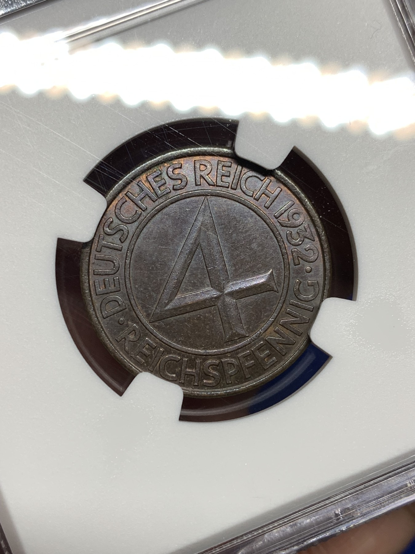 《竞宝斋》第198场-周日，周一 2场 (全场包邮) NGC MS62BN 1932J德国4芬尼铜币 漂亮的巧克力色