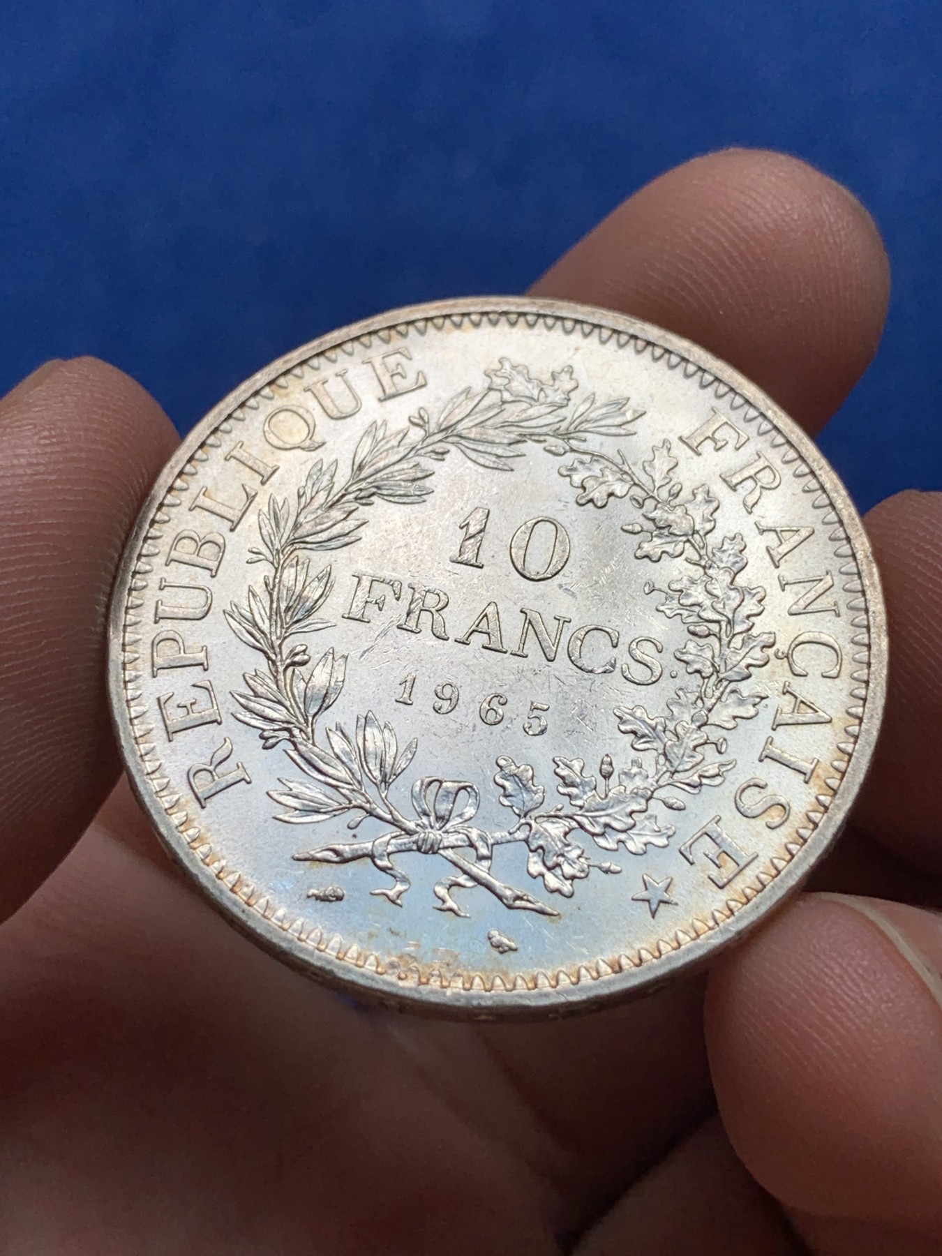 《竞宝斋》第198场-周日，周一 2场 (全场包邮) 法国1965年大力神10法郎银币