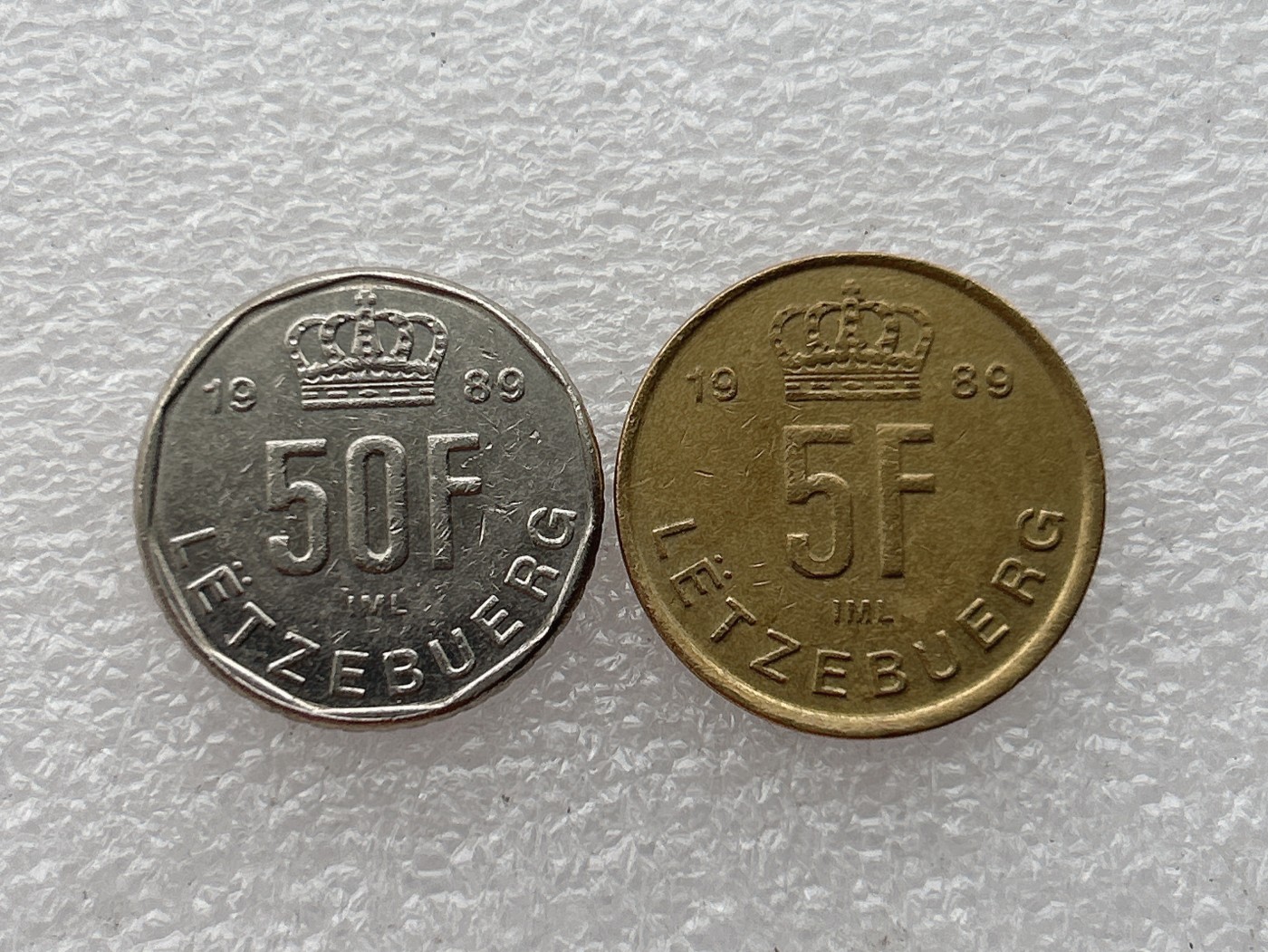 全场一元起拍 世界钱币散币场 第24期 卢森堡1989年2枚