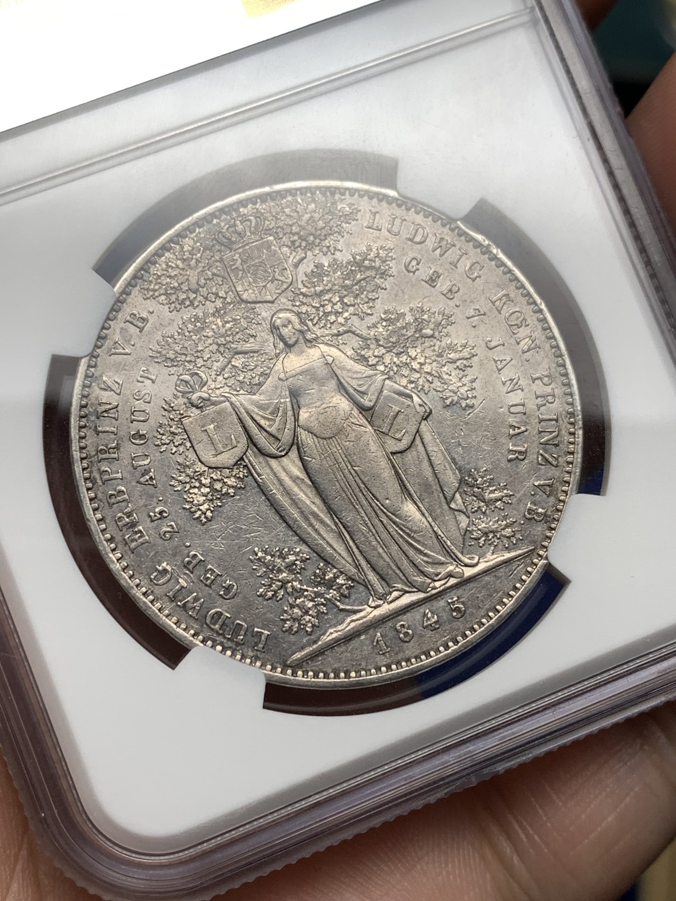 《竞宝斋》第198场-周日，周一 2场 (全场包邮) NGC AU55 德国 巴伐利亚 1845年 路德维希一世 皇孙纪念2泰勒大银币 非常热门的路德维希历史系2泰勒大银币 少见品种