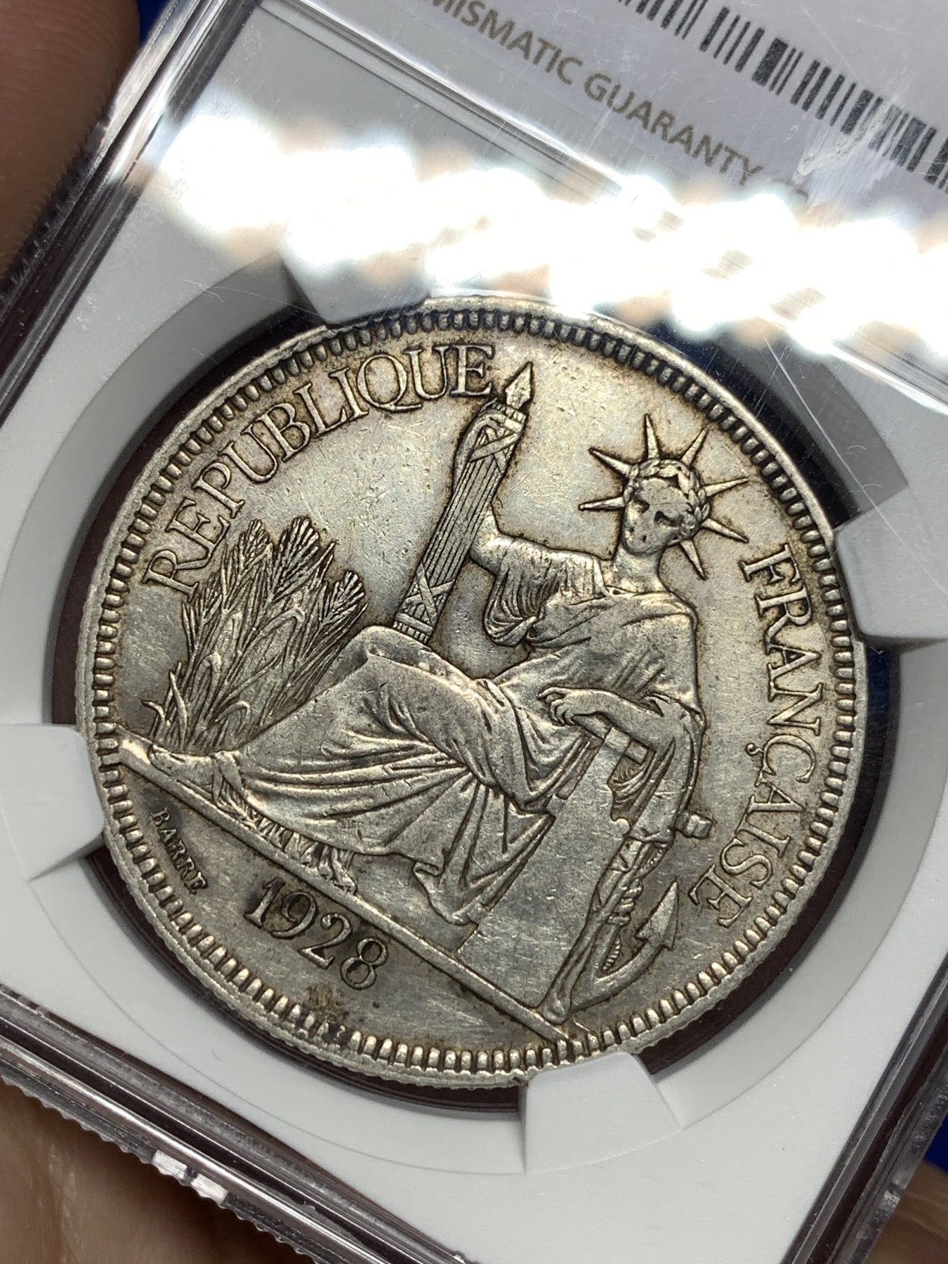 《竞宝斋》第198场-周日，周一 2场 (全场包邮) NGC-XFD 法属 坐洋 1皮亚斯特  1928A 稀少年份 五珍之一