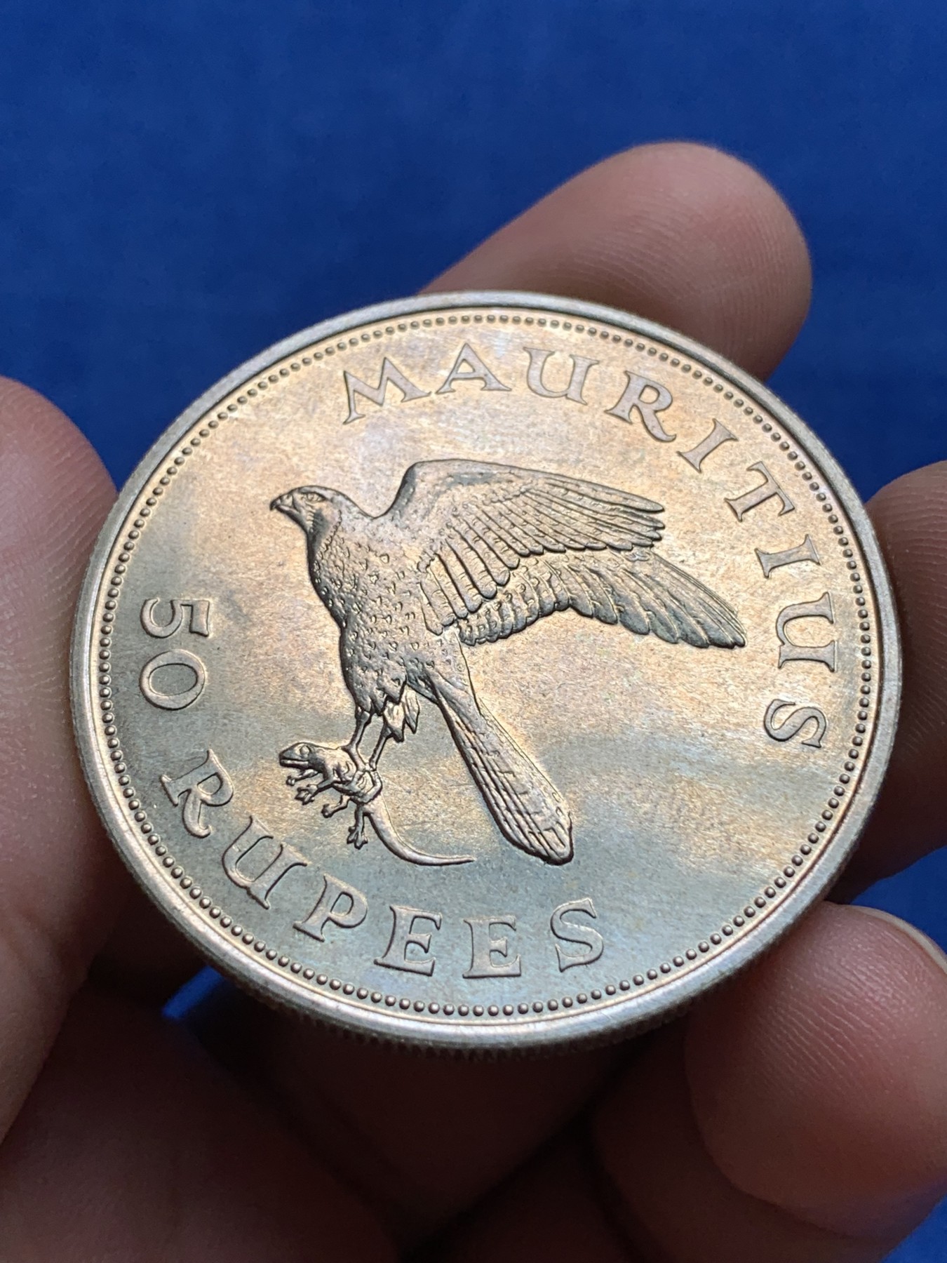 《竞宝斋》第198场-周日，周一 2场 (全场包邮) 英属毛里求斯1975年50卢比银币  珍惜动物银币