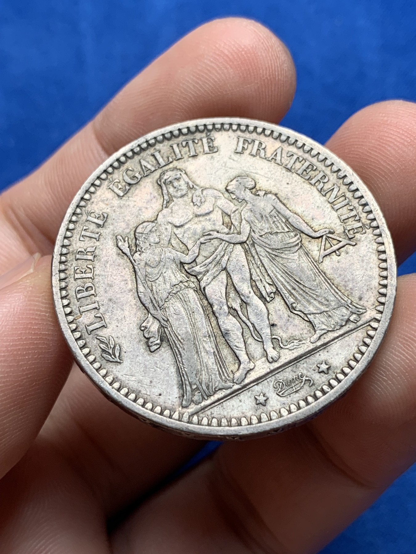 《竞宝斋》第198场-周日，周一 2场 (全场包邮) 法国1873（K） 大力神5法郎银币 磨损不大，适合盘玩的大银币 比较少的年份跟版本