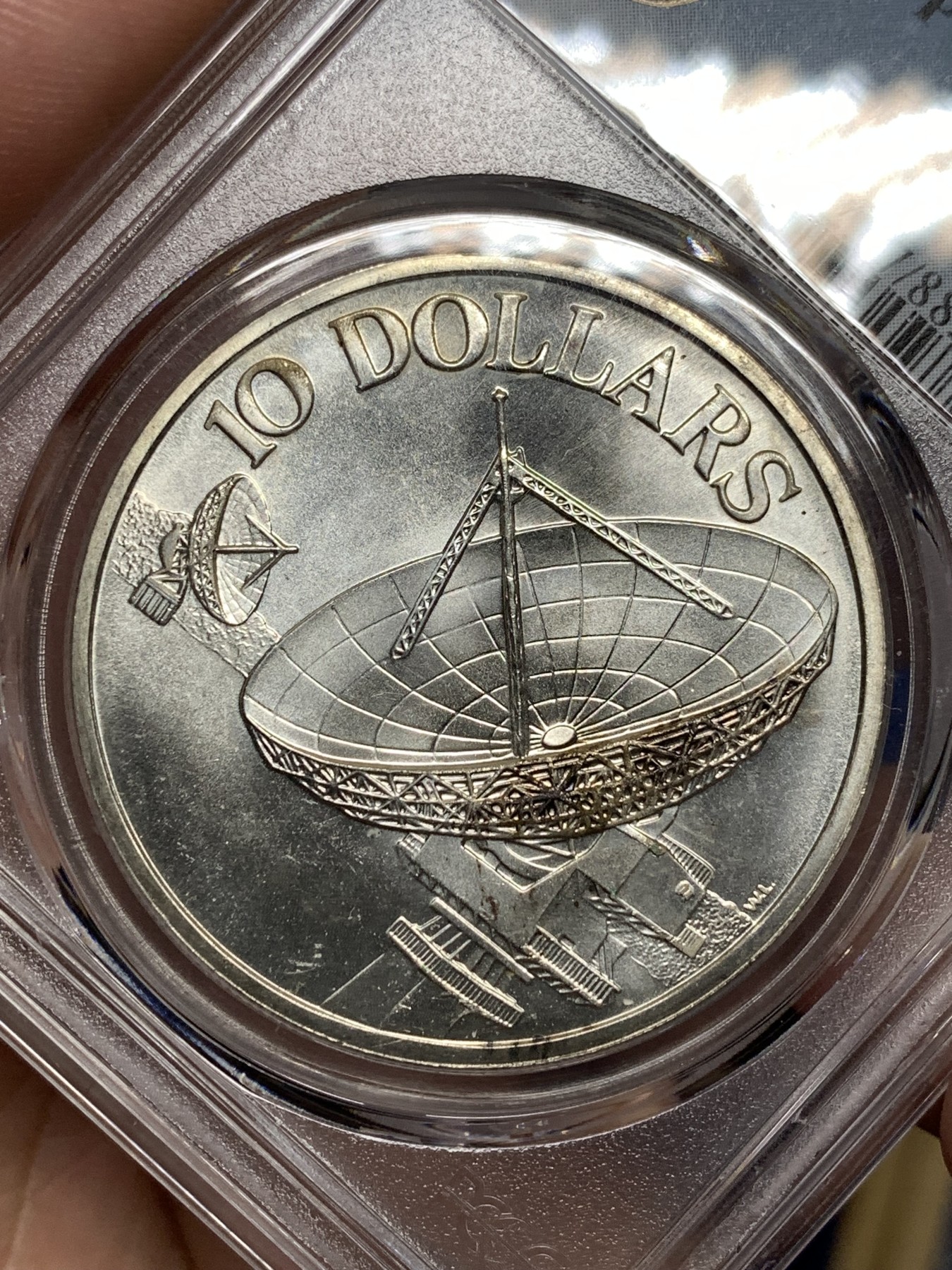 《竞宝斋》第198场-周日，周一 2场 (全场包邮) PCGS MS67 1979新加坡雷达10元银币 67高分