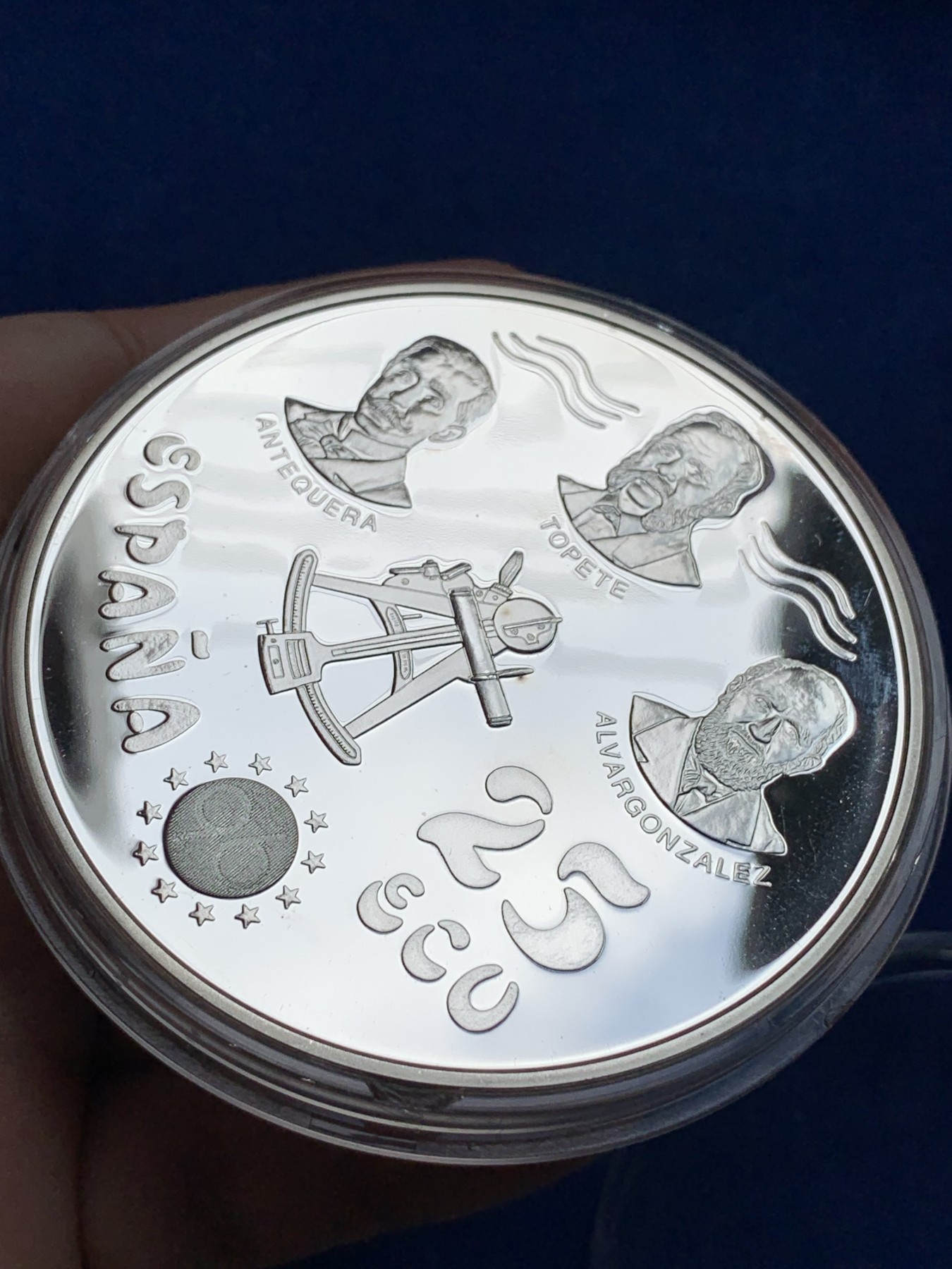 《竞宝斋》第198场-周日，周一 2场 (全场包邮) 西班牙1996年25ECU银币 直径73.2mm,168.7克，925银，原木盒