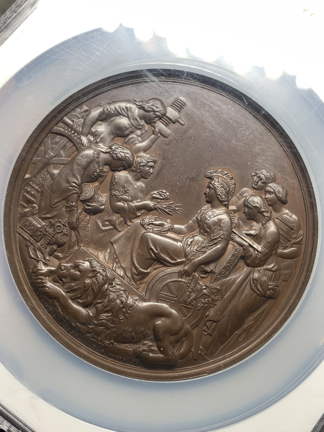 《竞宝斋》第198场-周日，周一 2场 (全场包邮) NGC MS63BN 英国 1862年 世界博览会纪念铜章 伦敦造币局制作 76mm大规格 加厚大盒封装 手感满满 早期英章必备