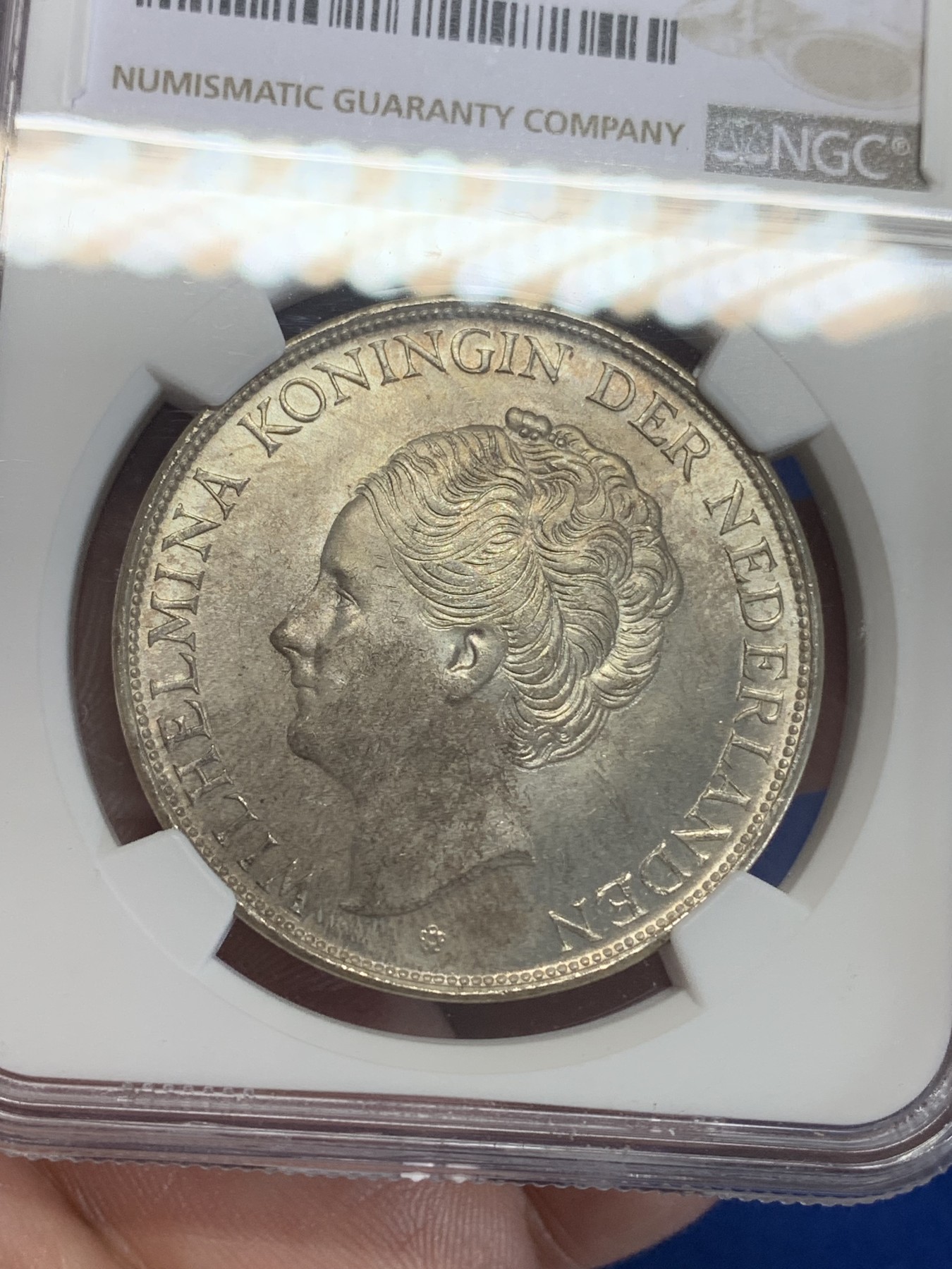 《竞宝斋》第198场-周日，周一 2场 (全场包邮) NGC MS62 荷属库拉索1944年威廉明娜2.5G大银币