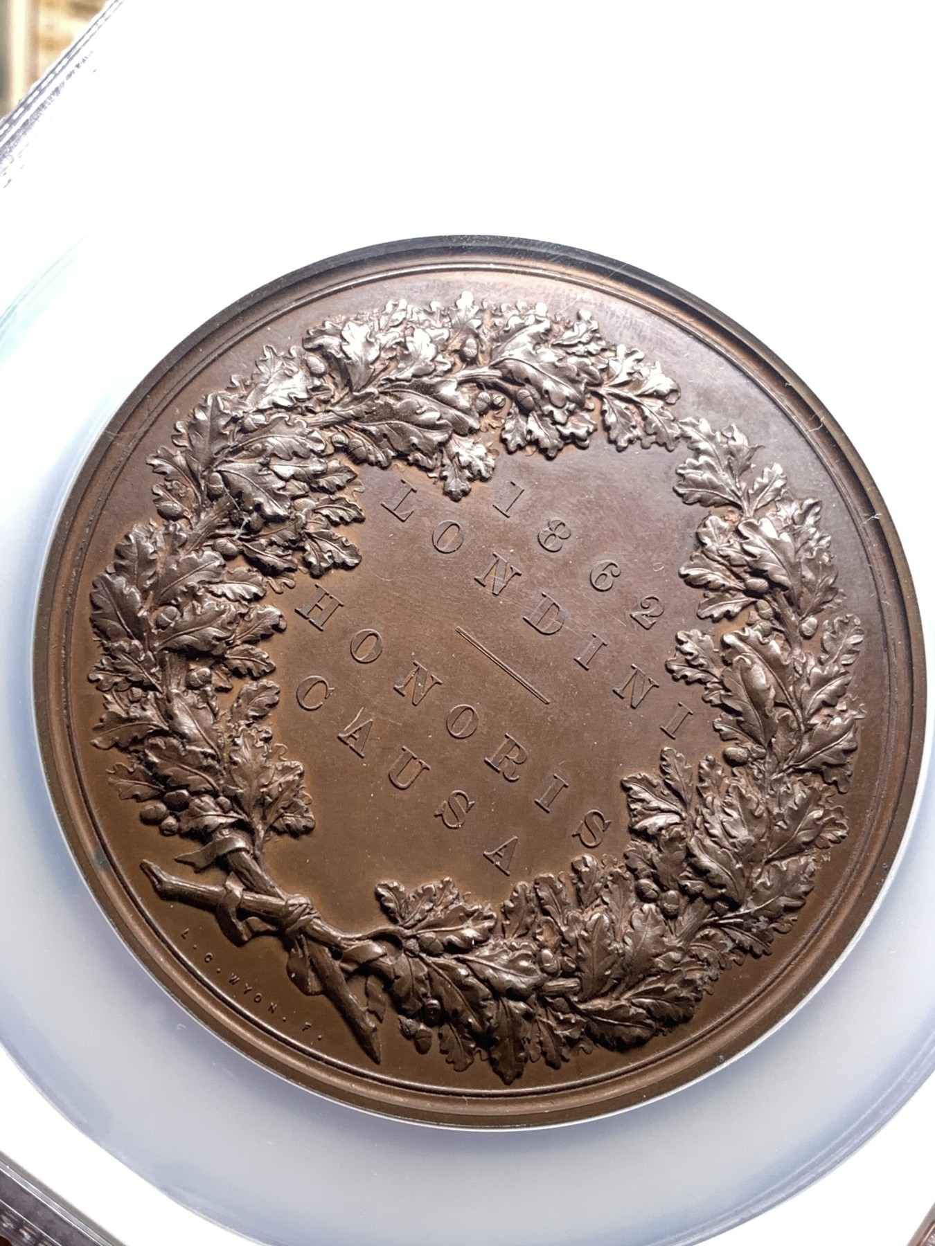 《竞宝斋》第198场-周日，周一 2场 (全场包邮) NGC MS63BN 英国 1862年 世界博览会纪念铜章 伦敦造币局制作 76mm大规格 加厚大盒封装 手感满满 早期英章必备