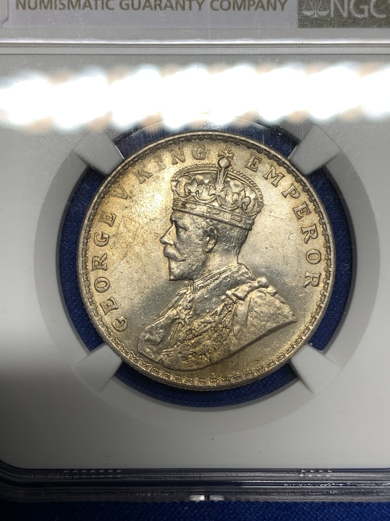 《竞宝斋》第198场-周日，周一 2场 (全场包邮) NGC-MS62 印度 1916（B）1卢比银币 淡金包浆 状态不错