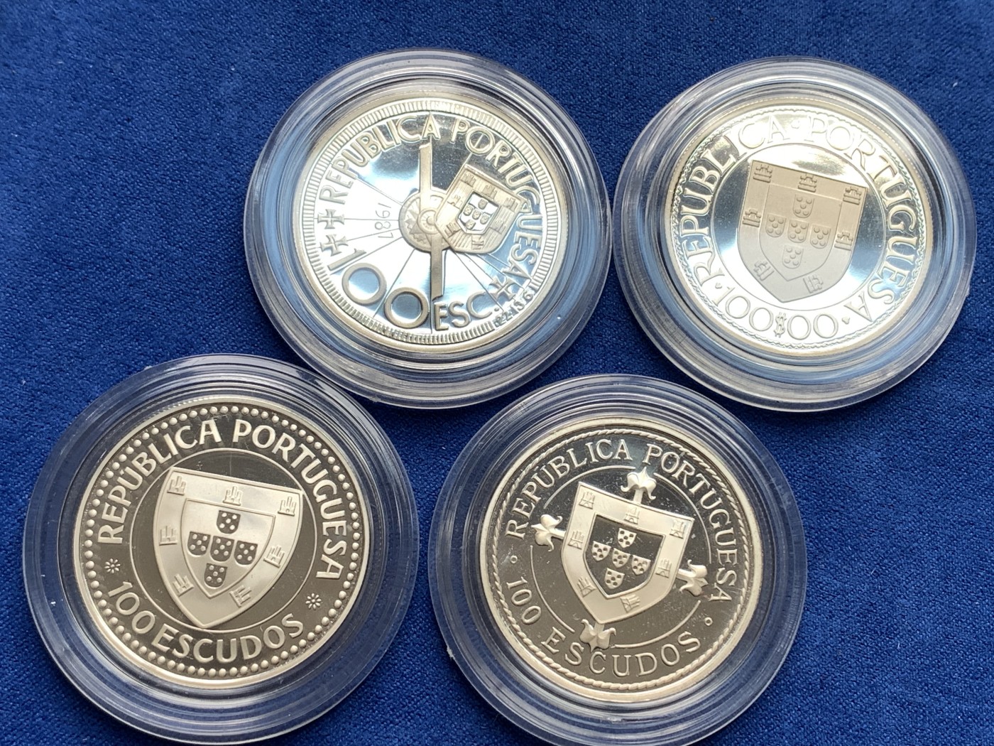《竞宝斋》第198场-周日，周一 2场 (全场包邮) 原盒证书 葡萄牙1988年 大航海系列第一套 4枚组 100埃斯库多精制大银币 16.5克/枚