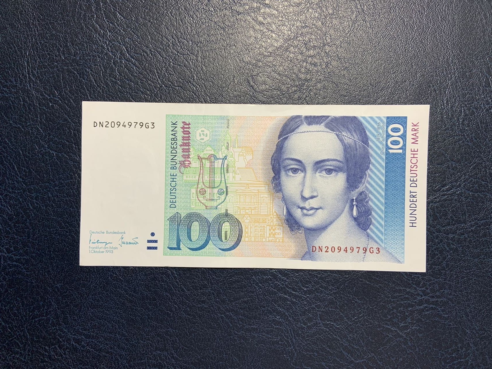 收藏联盟Quantum Auction 第290期拍卖  德国联邦1993年100马克 品相AU- 钢琴家克拉拉