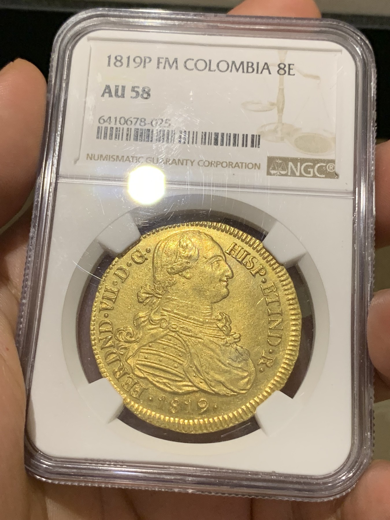 《竞宝斋》第198场-周日，周一 2场 (全场包邮) NGC AU58 哥伦比亚 1819年 卡四头像费七铭文 8E 27克大金币 底板光洁 27克  极少见品种
