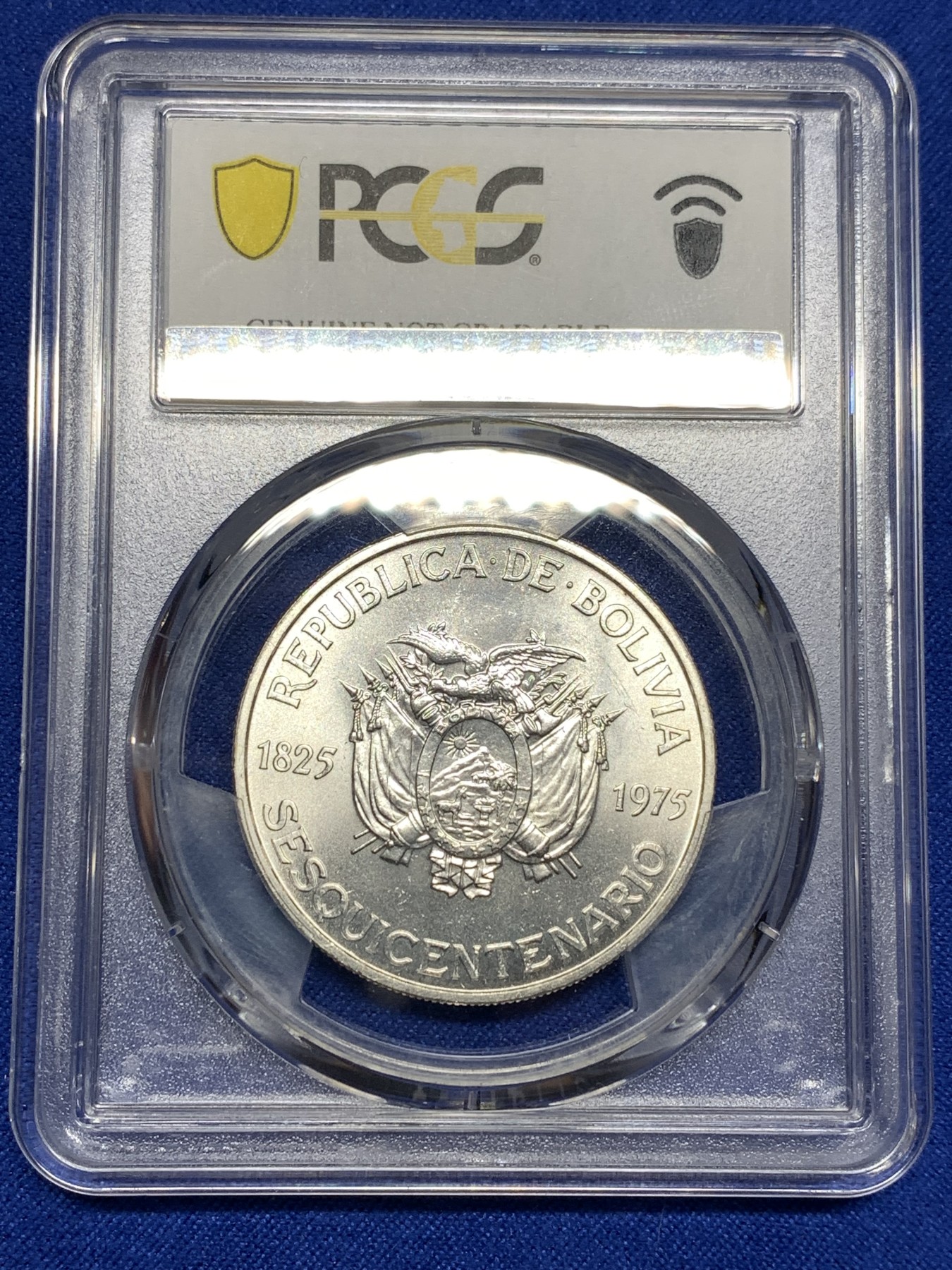 《竞宝斋》第198场-周日，周一 2场 (全场包邮) PCGS金盾 MS64、UNCD 玻利维亚1975年独立150周年纪念250比索、500比索银币一对