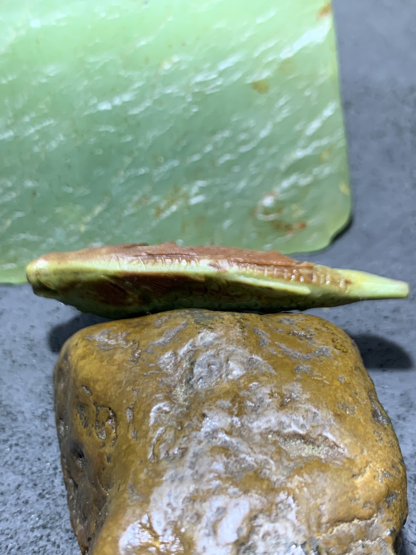 精美戈壁彩玉手工雕刻富贵有余把件（吊坠)一个！寓意：富贵有余，