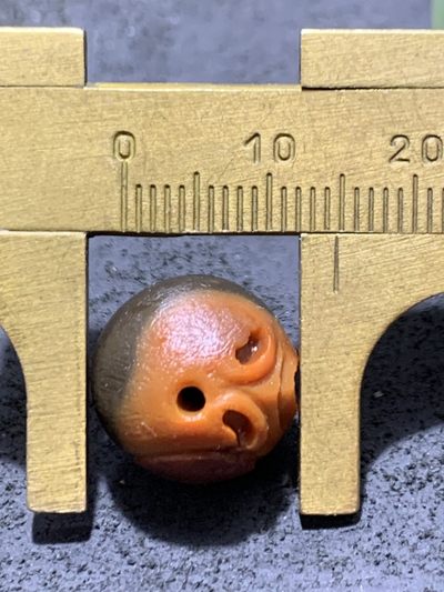 精美亚光冰飘战国红玛瑙手工俏色巧雕惊声尖叫死神随形珠一颗！ 精美亚光冰飘战国红玛瑙手工俏色巧雕惊声尖叫死神随形珠一颗！