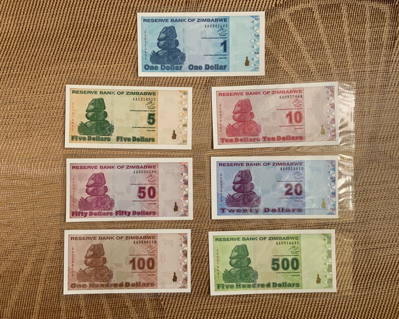 收藏联盟Quantum Auction 第290期拍卖  津巴布韦2009年1-500元 品相全新UNC 全部为AA冠
