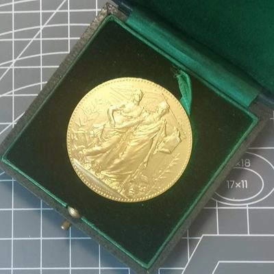 🌸奇货可居🌸 第一百二十七场 法国章牌专场 【喜迎双节】 - 戏剧学院鎏金银章