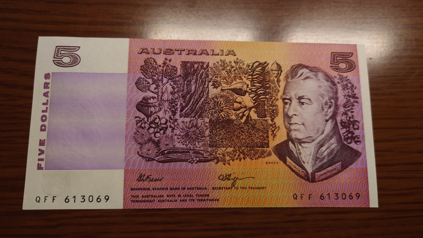 陆续更新【世界钱币】精选微拍第73期暨2023年第二十期 全新纸质裸钞低价起拍(第二场) 澳大利亚5元 全新绝品刀拆 全程无47尾号3069