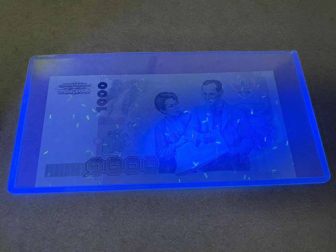 【Blue Auction】✨世界纸币精拍第373期【精】 【一组4张】泰国 20铢、印度1000卢比、泰国100铢 UNC品相（被封装无法取出进一步查看）&泰国1000铢 AU品相