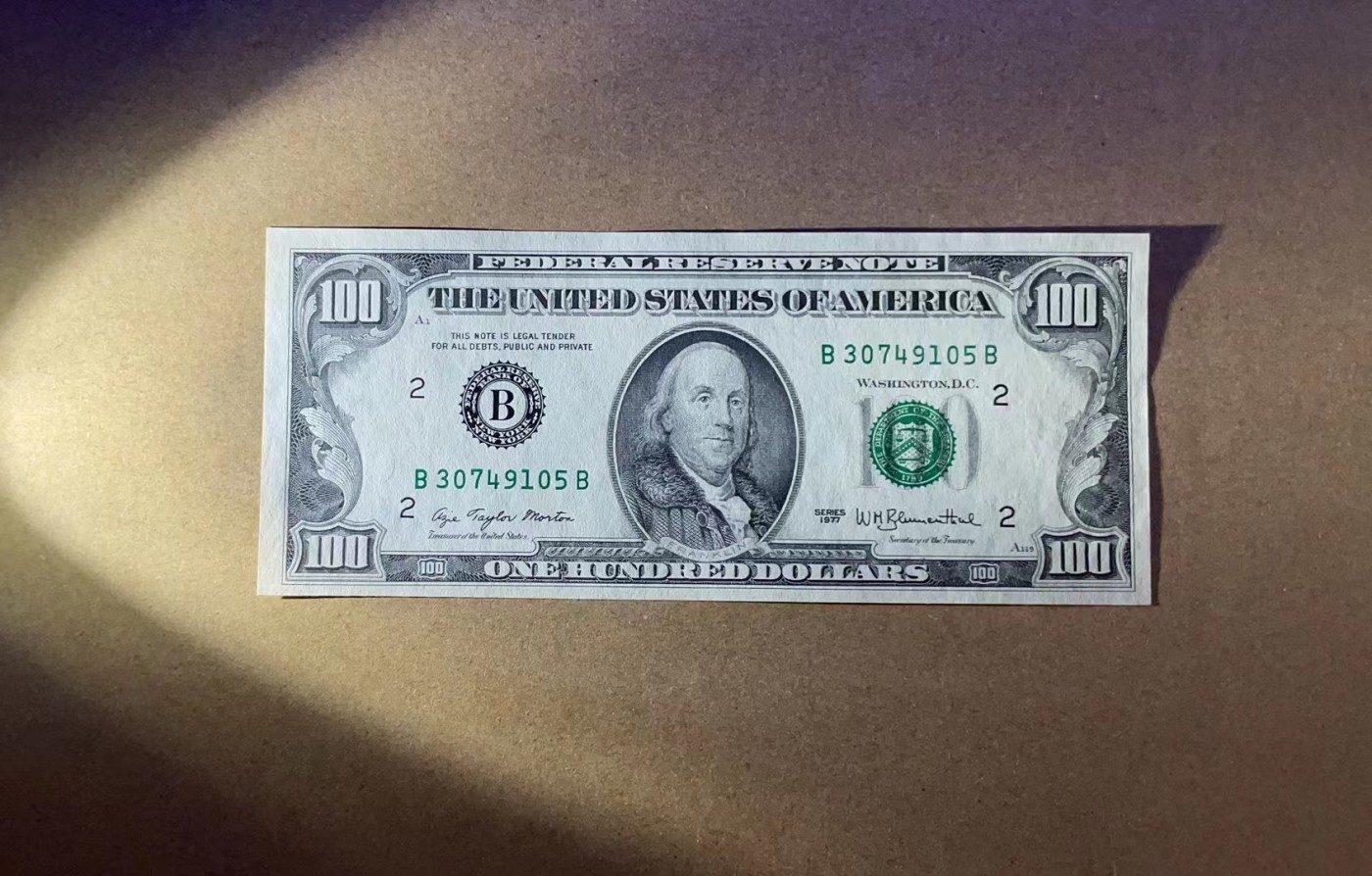 【Blue Auction】✨世界纸币精拍第373期【精】 美国 1977年100美金 全新UNC